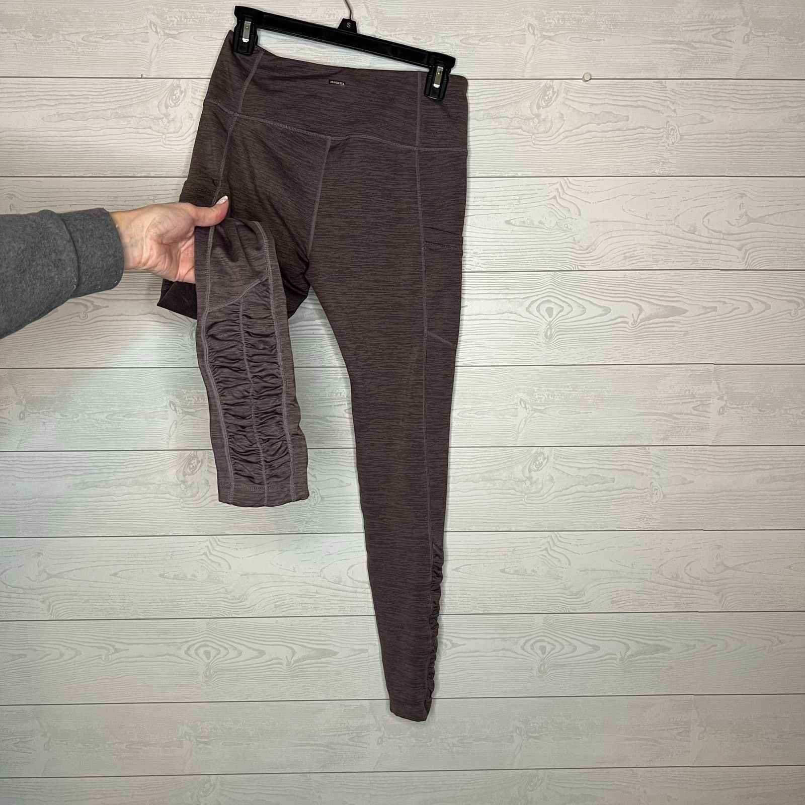 Other Mondetta women’s activewear plum leggings Size Small Size 28" / US 6 / IT 42 - 3 Thumbnail