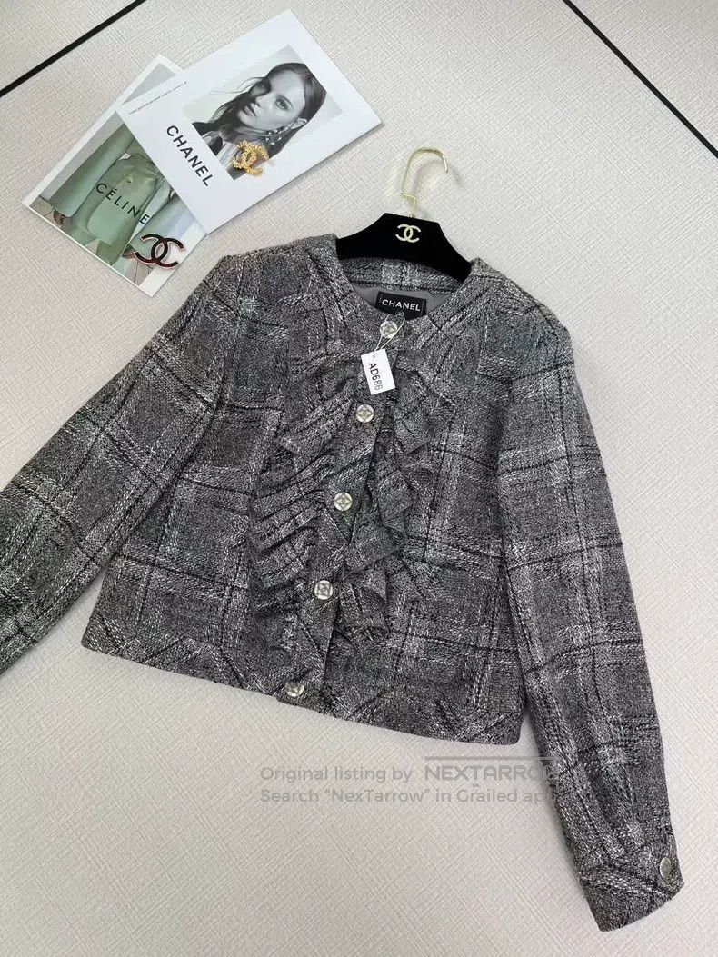 Chanel Chanel Grey tweed ruffle coat Size S / US 4 / IT 40 - 2 Thumbnail