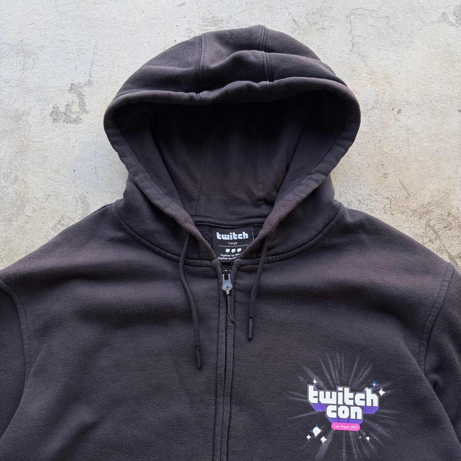 Other Rare Official TwitchCon 2023 merch Zip Hoodie Large Gaming Size US L / EU 52-54 / 3 - 4 Thumbnail