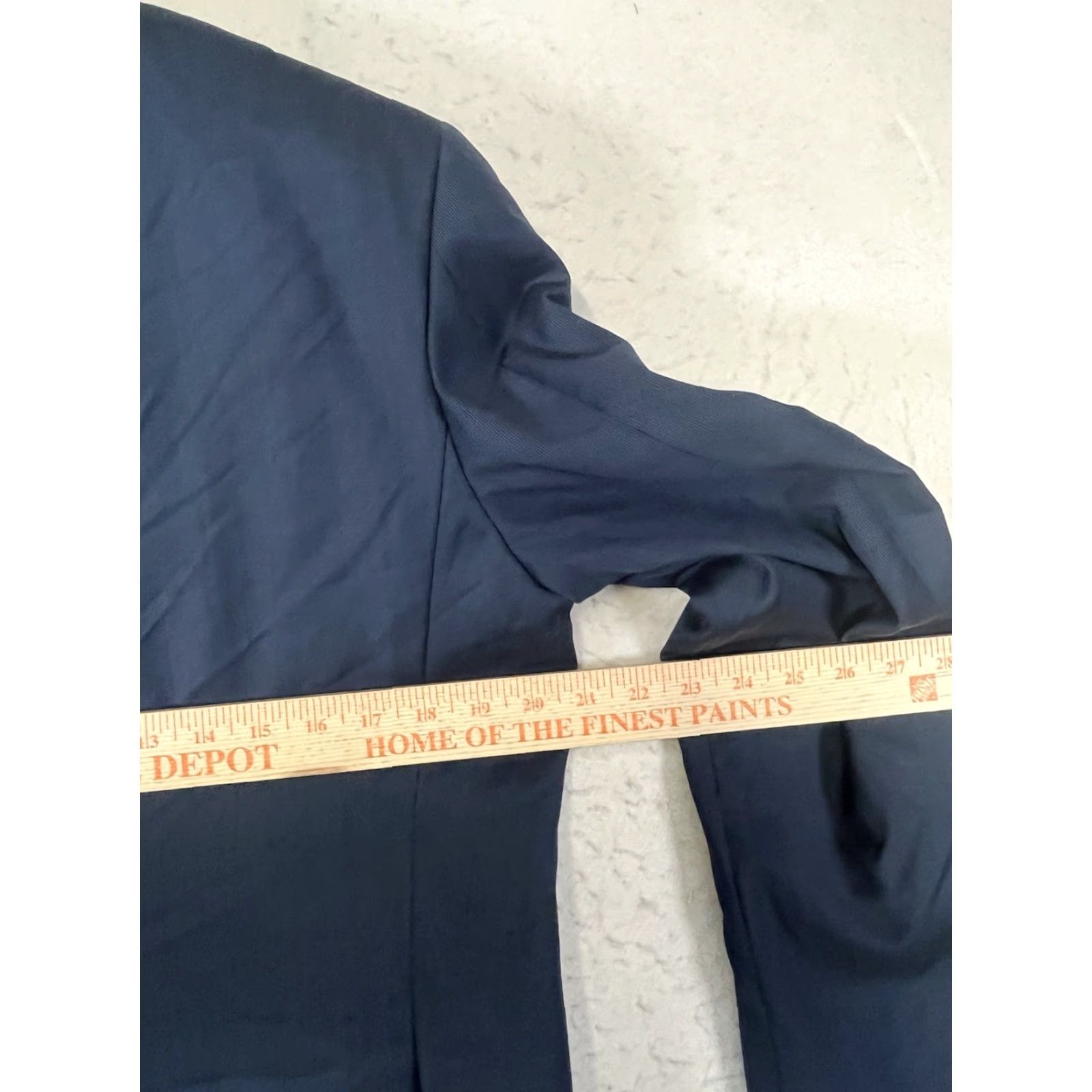 **Joseph Abboud Men's Regular Fit Two-Button Navy Blue Wool Blazer** User: Joseph Abboud Men's Regular Fit Two-Button Navy Blue Wool Blazer USA