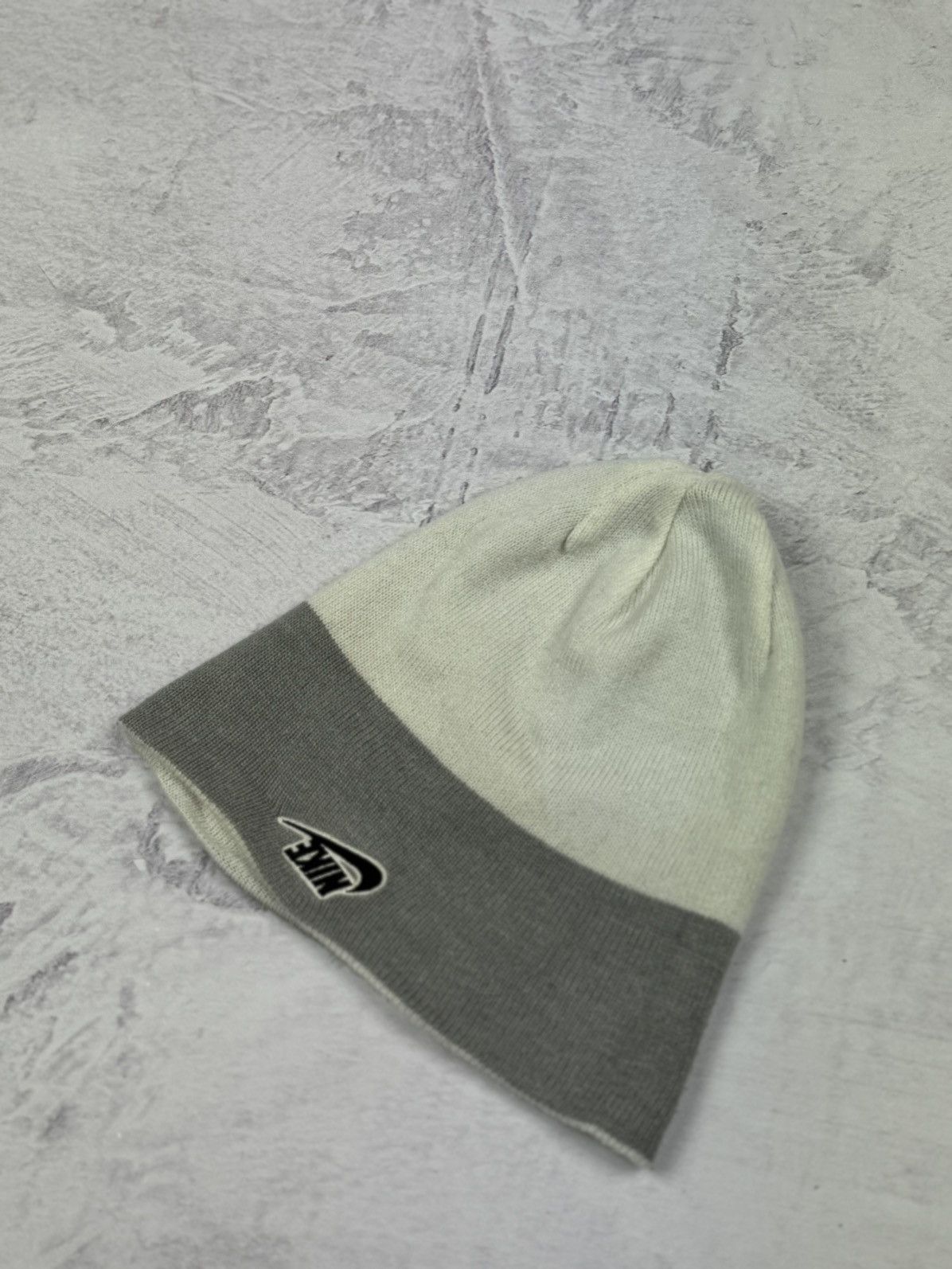 Nike Nike double-sided winter hat 90’ Size ONE SIZE - 7 Thumbnail