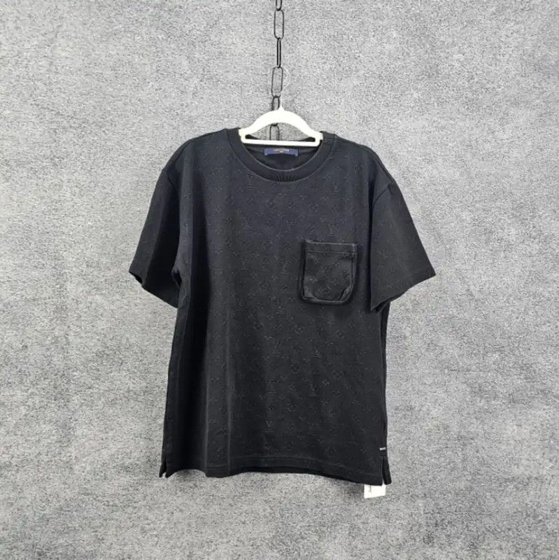 Louis Vuitton Louis Vuitton Black Cotton T-Shirt Size L 0089 Size L / US 10 / IT 46 - 1 Thumbnail