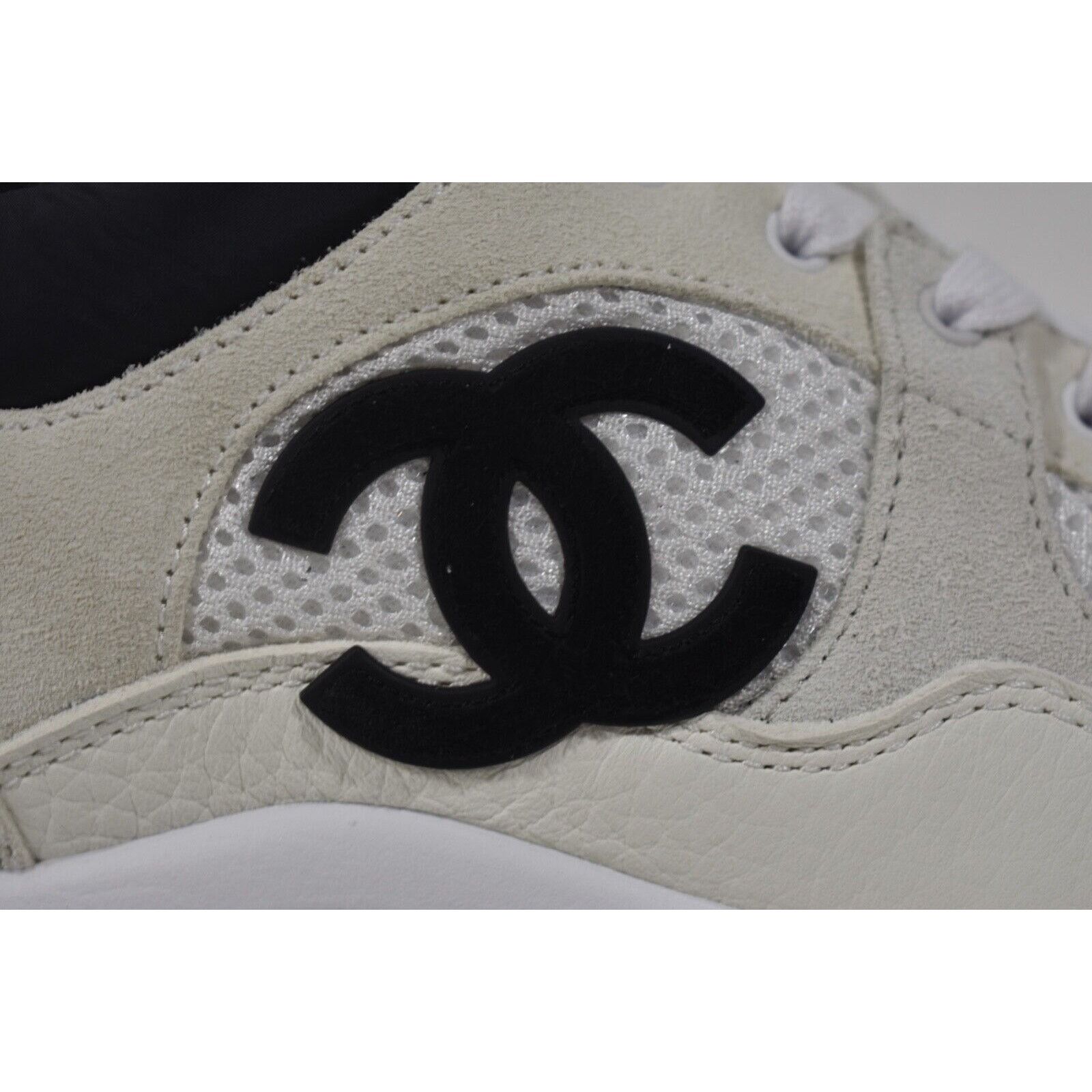 Chanel REV CC Logo Leather Lace Up Flat Runner Trainer Sneaker 39 Size US 9 / IT 39 - 4 Thumbnail