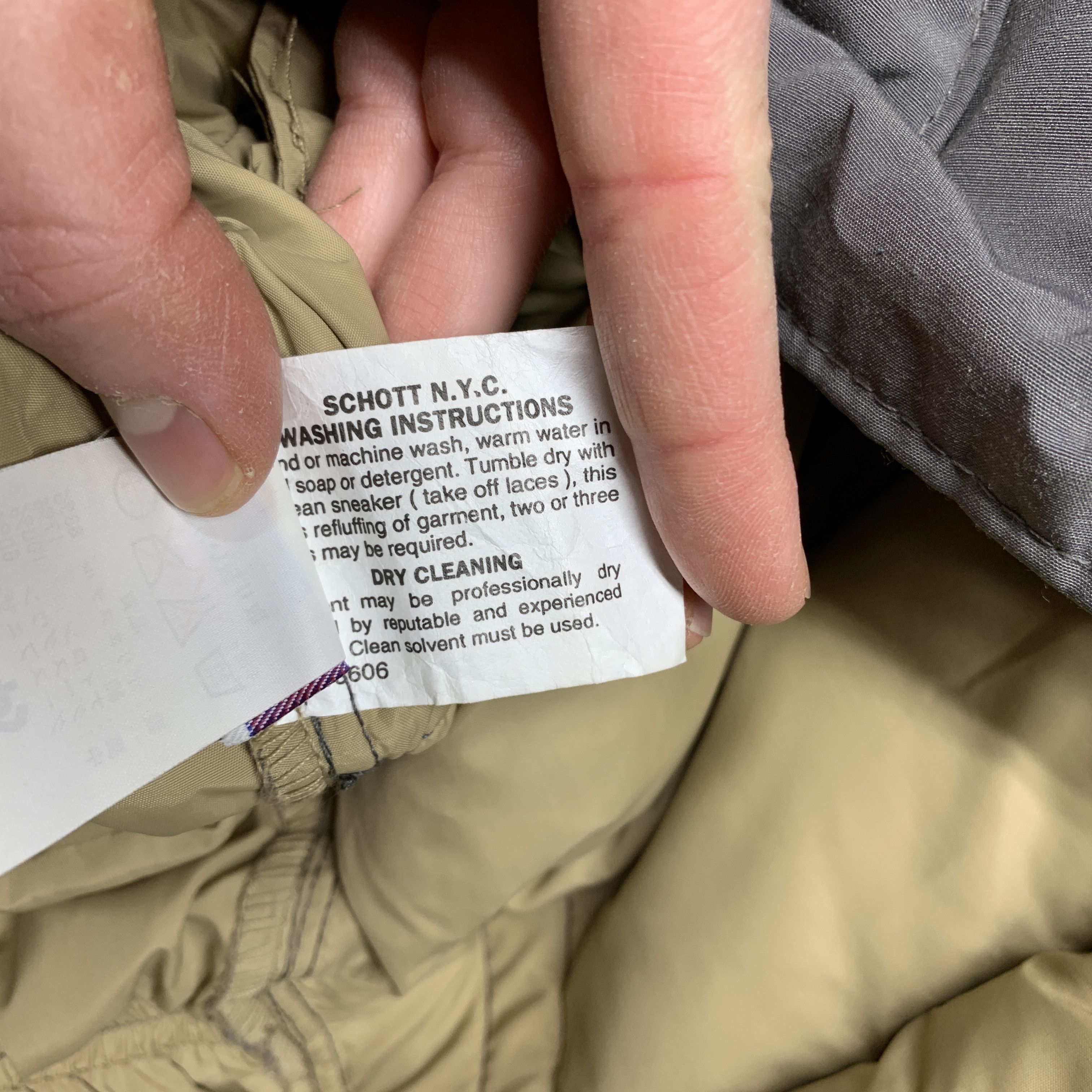 Schott 80s-90s Cropped Puffer / Down Jacket Size US M / EU 48-50 / 2 - 11 Thumbnail