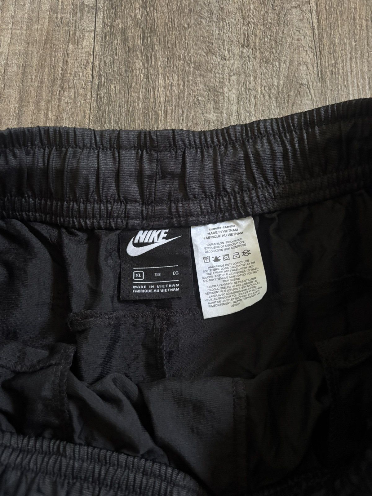 Nike Nike Lab 100% Nylon Oversized Shorts Baggy Size US 36 / EU 52 - 2 Thumbnail