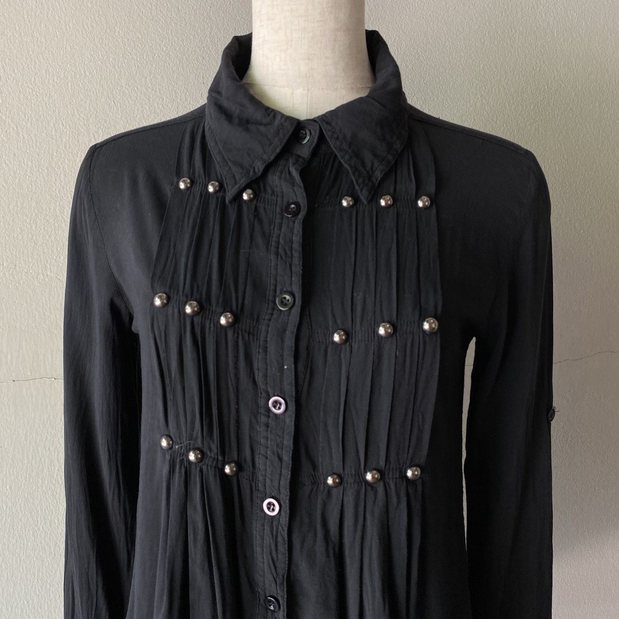 Japanese Brand GHOST OF HARLEM Punk Y2K Black Pleated Pearl Button Shirt Size S / US 4 / IT 40 - 15 Thumbnail