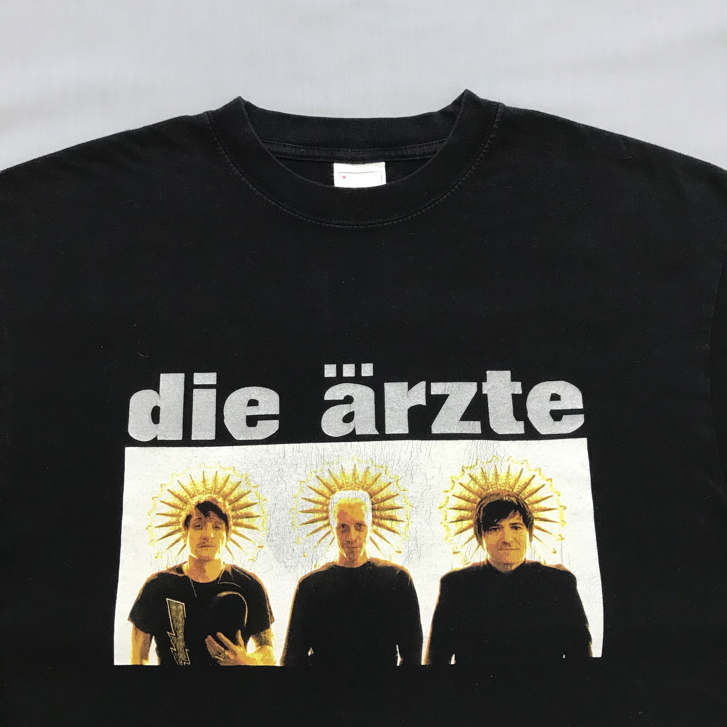 Band Tees DIE ARZTE Vintage T-Shirt Rock Band Tee 90s MARINE SERRE Size US M / EU 48-50 / 2 - 3 Thumbnail