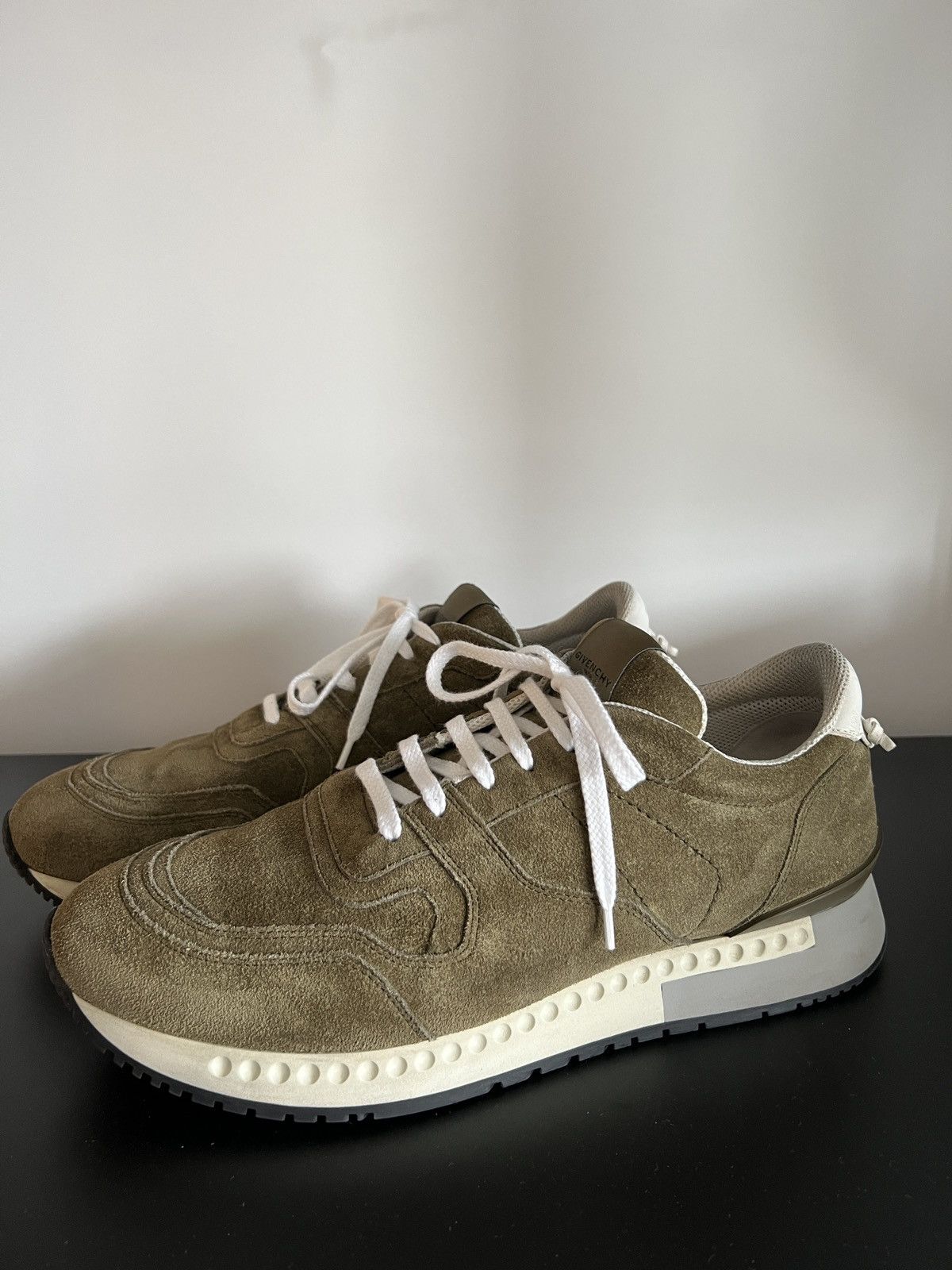 Givenchy Givenchy Suede Designer Sneaker Size US 10 / EU 43 - 1 Thumbnail