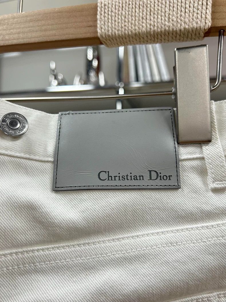 Dior Dior Embroidered little bee white jeans 2501-Nextarrow Size US 28 / EU 44 - 4 Thumbnail
