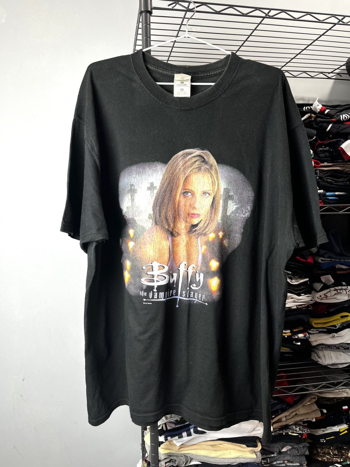 Vintage Vintage Buffy The Vampire Slayer 1999 Fox T Shirt Band Movie Size US XL / EU 56 / 4 - 1 Thumbnail