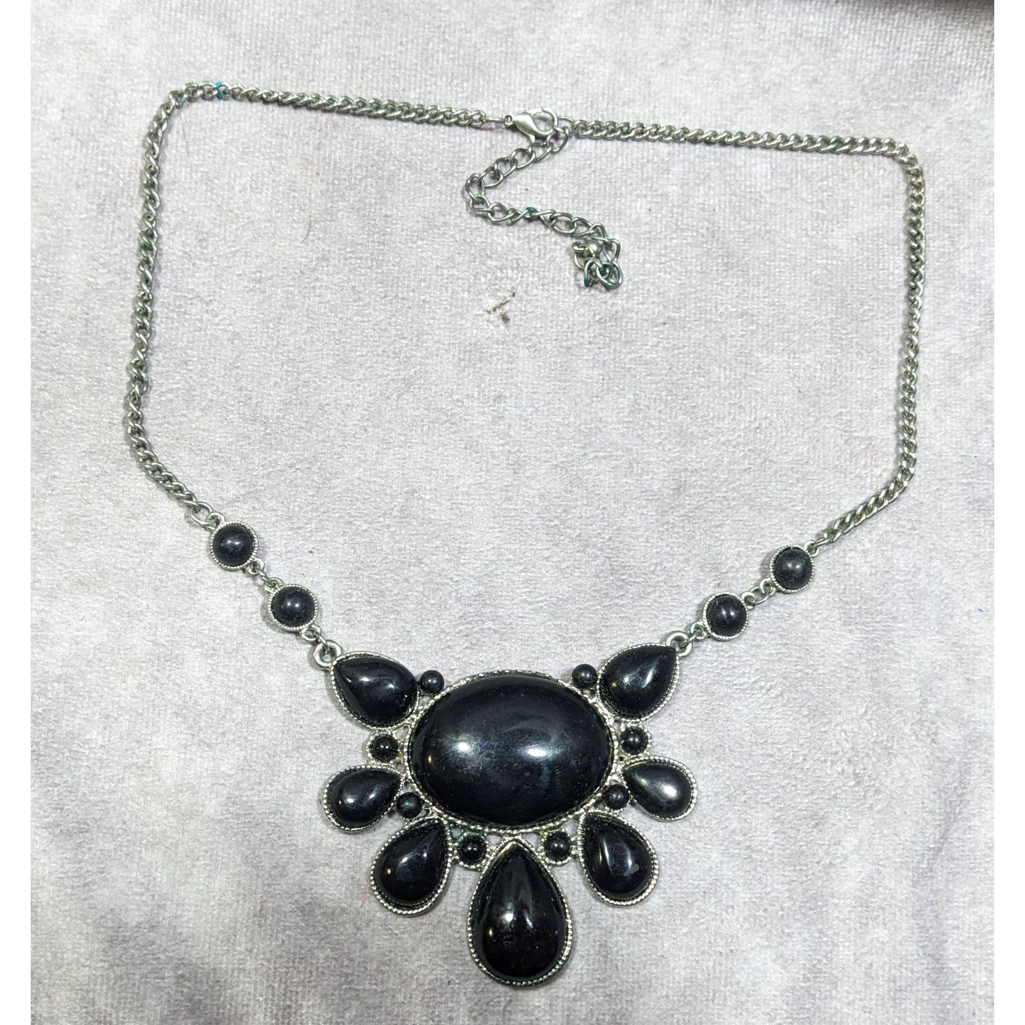 Other Elegant Gothic Bubbly Cabochon Statement Necklace Size ONE SIZE - 8 Thumbnail