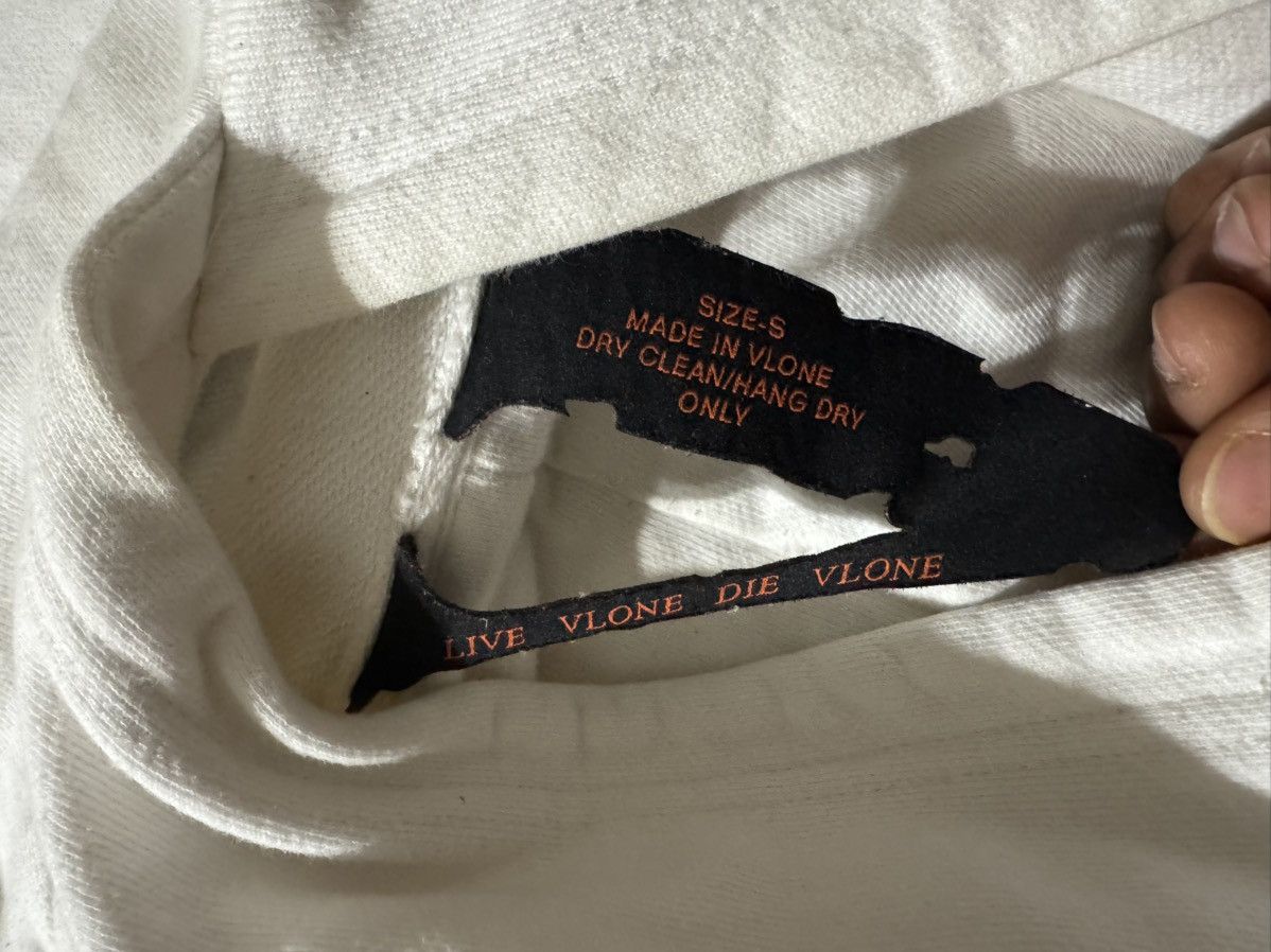 Vlone VLONE “Lil’ Newport” Friends Hoodie (White) Size US S / EU 44-46 / 1 - 4 Thumbnail