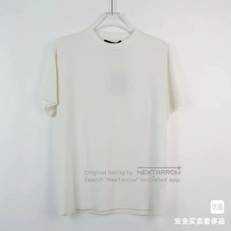 Louis Vuitton Louis Vuitton White Women's T. Size S / US 4 / IT 40 - 1 Thumbnail