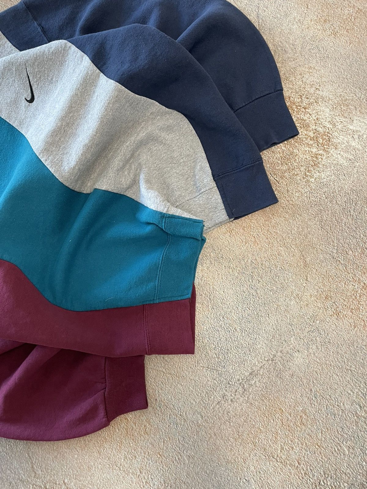 Nike Vintage Nike Custom Made Sweatshirt Small Logo Size US S / EU 44-46 / 1 - 4 Thumbnail