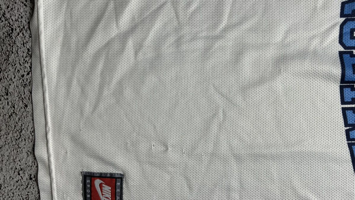 Nike VTG 90’s North Carolina Tar Heels NCAA Jersey & shorts nike Size US XL / EU 56 / 4 - 9 Thumbnail