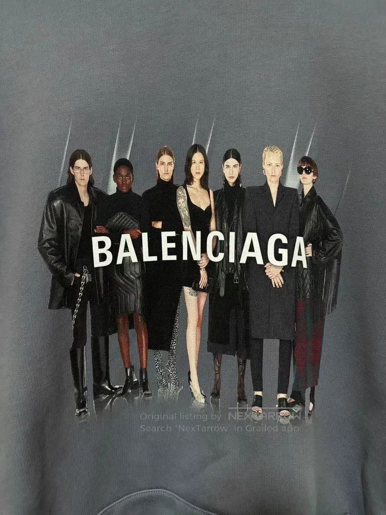 Balenciaga Balenciaga Pop group portrait hooded sweatshirt, size XS Size US XS / EU 42 / 0 - 3 Thumbnail