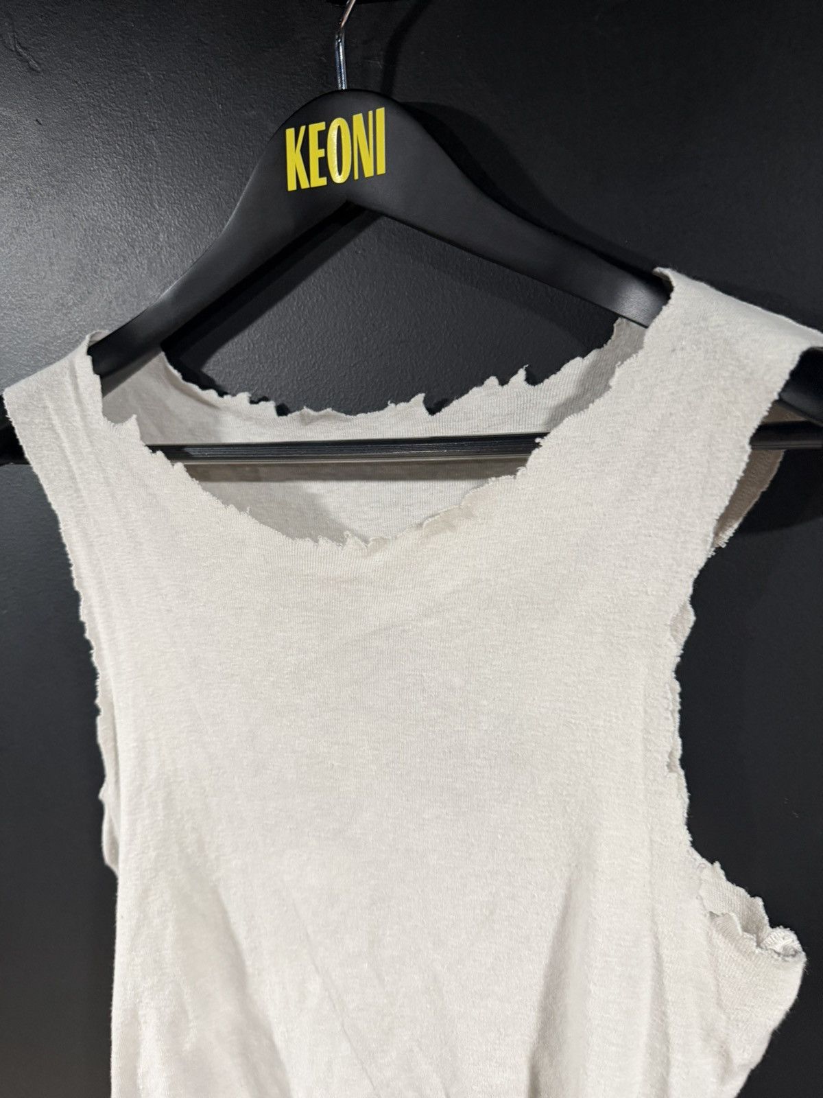 RE/DONE Levi’s RE/DONE White Grunge Muscle Fit Baby Tee L Size US L / EU 52-54 / 3 - 3 Thumbnail