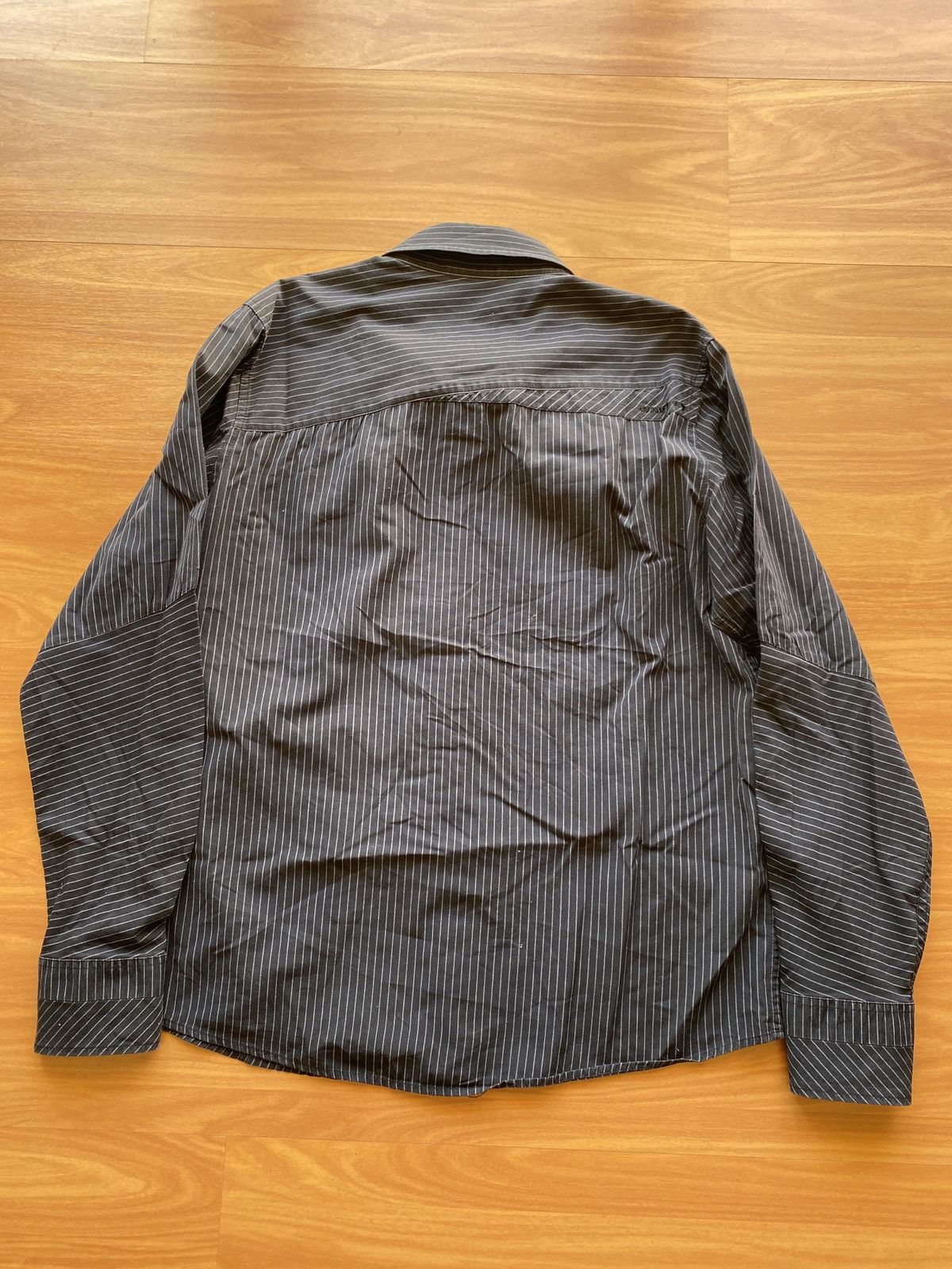 Oakley Oakley Pinstripe Patchwork Assymetric Button Up Shirt Size US M / EU 48-50 / 2 - 9 Thumbnail