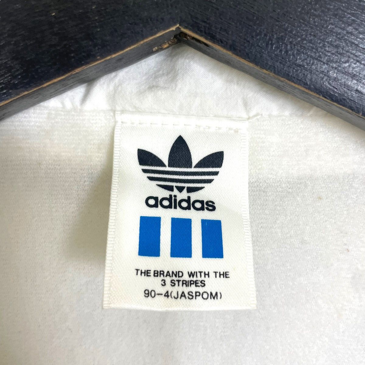 Adidas Vintage Adidas Descente Jacket Zipper Windbreaker Over Print Size US M / EU 48-50 / 2 - 11 Thumbnail