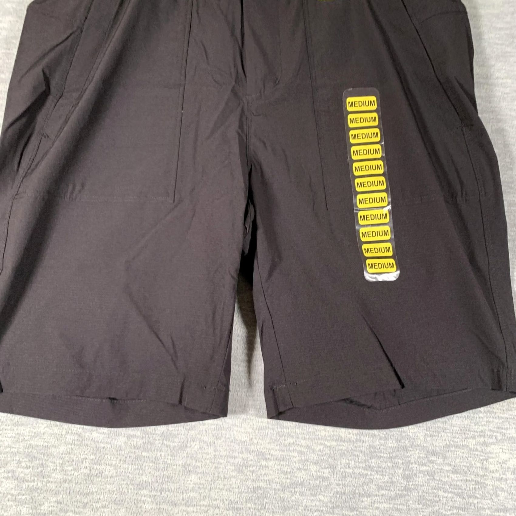 Alife Reel Life Outdoor Trek Shorts Mens Medium Black 8 Inch Inseam Fishing Hiking Size US 31 - 3 Thumbnail