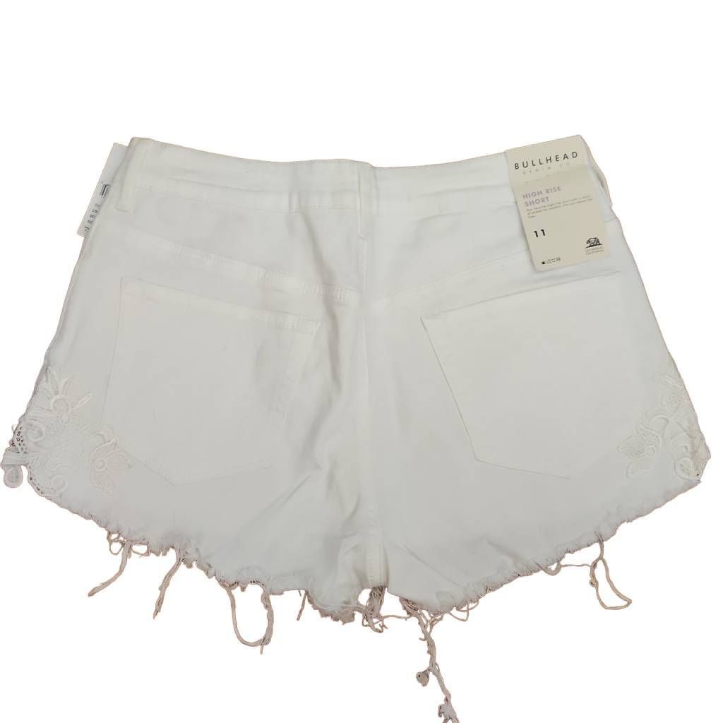 Bullhead Denim Co. Bullhead Denim Women's Size 11 White Crochet Detail High Ris Size 28" / US 6 / IT 42 - 2 Thumbnail