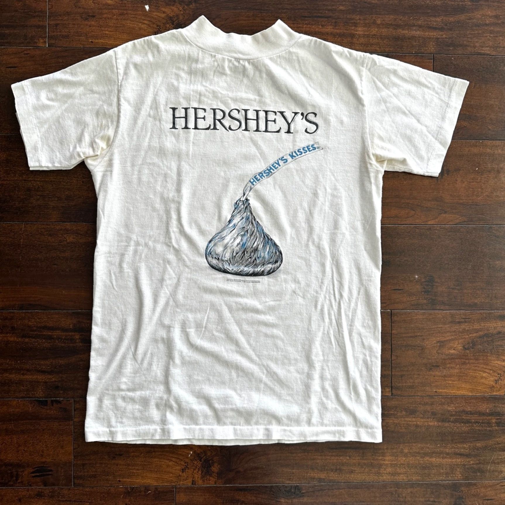 Vintage VINTAGE Hersheys T Shirt Murina White Short Sleeve Crew Neck Men M Candy Snack Kiss Cute Funny 90s 80s 70s Vintage Theme Mens Size US M / EU 48-50 / 2 - 2 Thumbnail