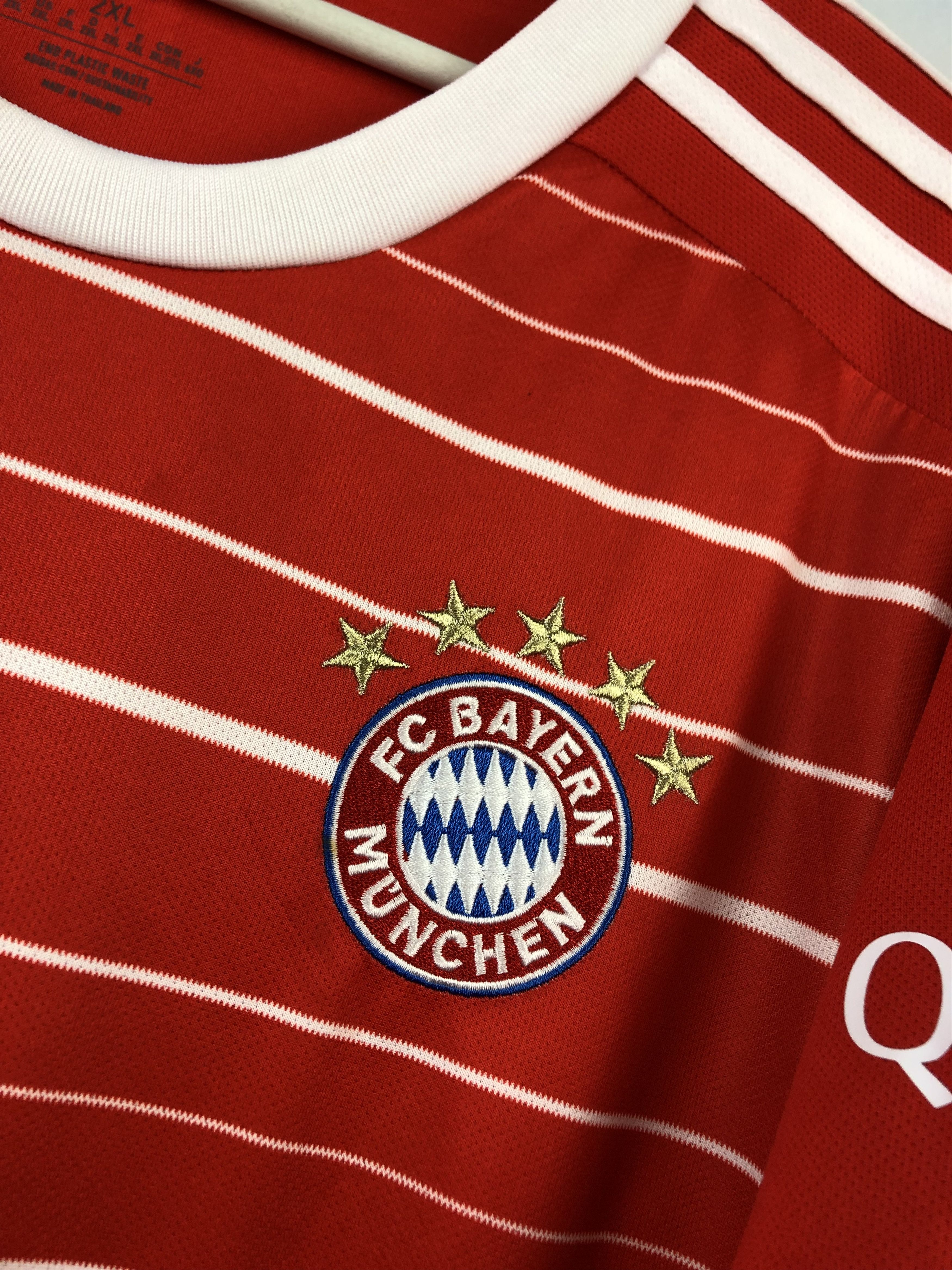 Adidas Bayern Munich football shirt 2022 #6 Kimmich Adidas Jersey Size US XXL / EU 58 / 5 - 7 Thumbnail