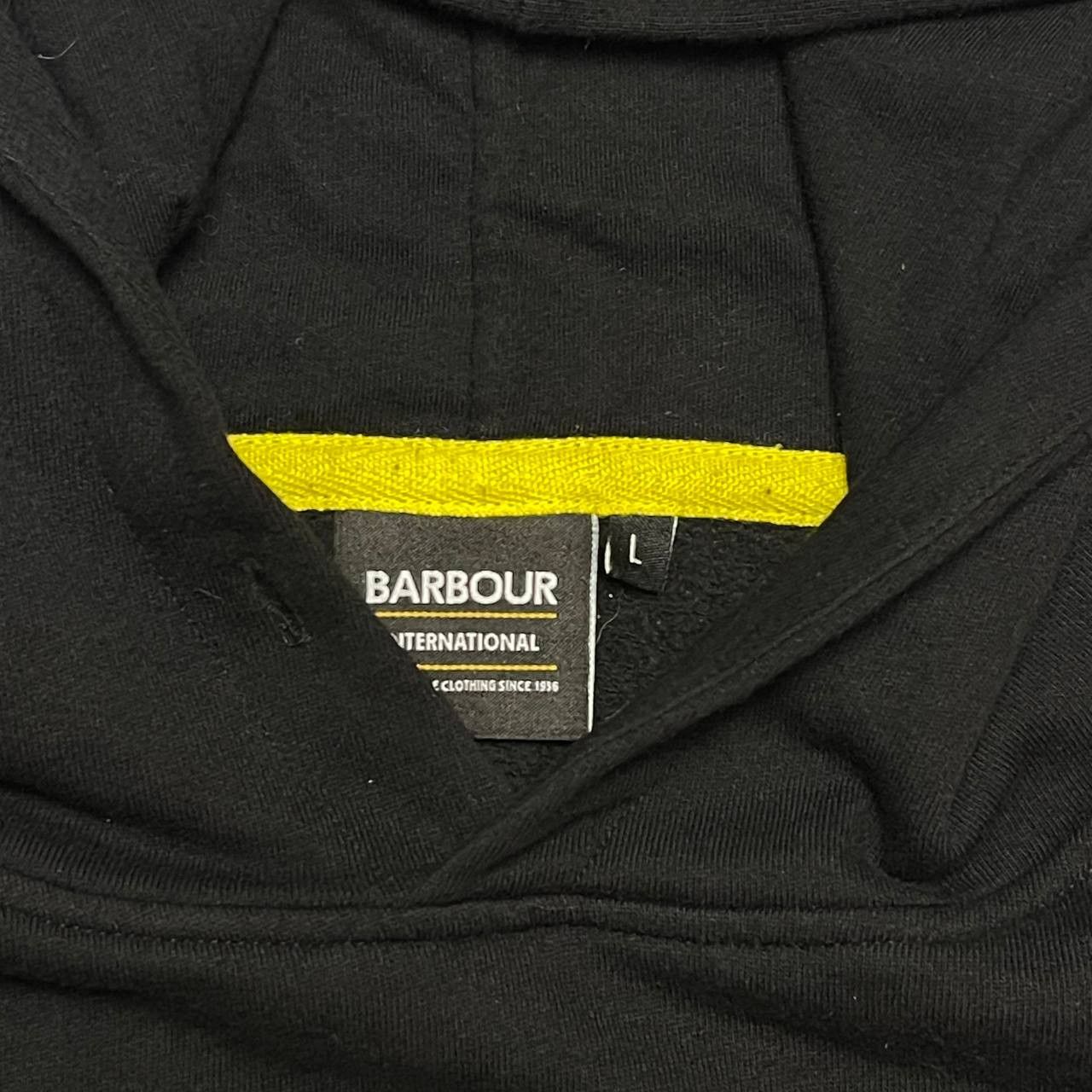 Barbour Barbour International Hoodie Big Logo Size L Vintage Black Size US L / EU 52-54 / 3 - 7 Thumbnail