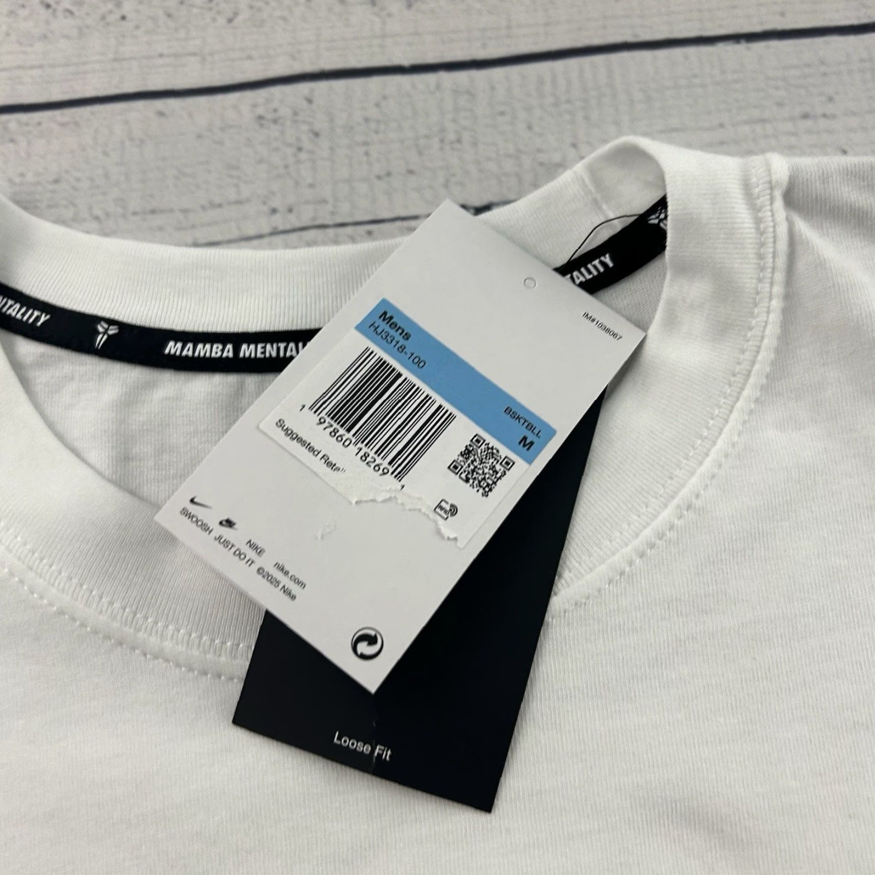 Nike NEW Nike Kobe Mama Mentality Short Sleeve T Shirt Men's Medium White Size US M / EU 48-50 / 2 - 4 Thumbnail