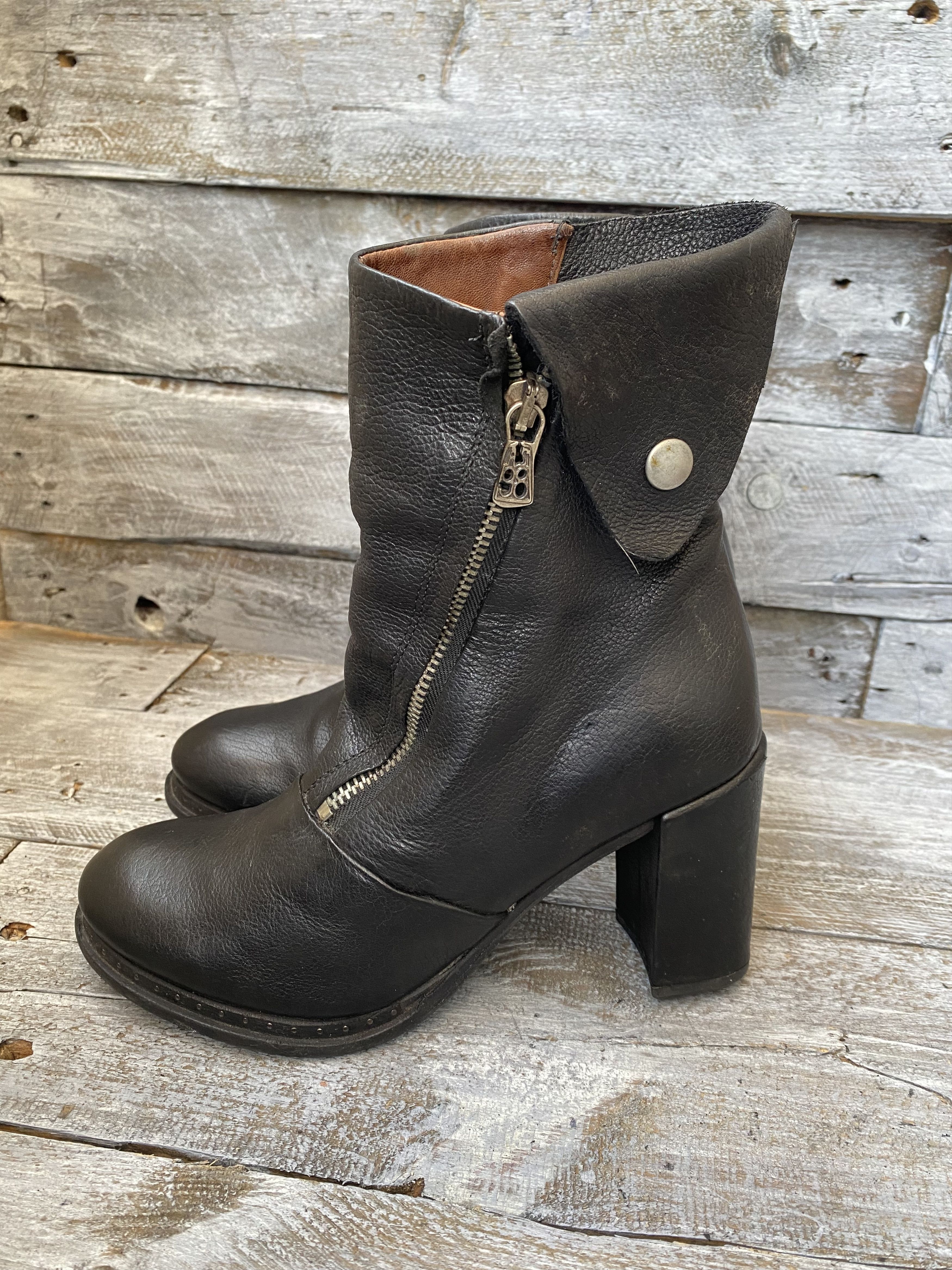 A.S.98 × If Six Was Nine As 98 black grunge heel boots sz36 Size US 6 / IT 36 - 7 Thumbnail