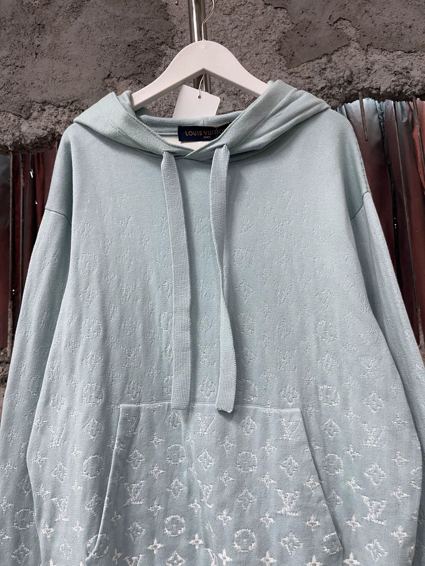 Louis Vuitton lv wool gradient hoodie xs Size US XS / EU 42 / 0 - 3 Thumbnail