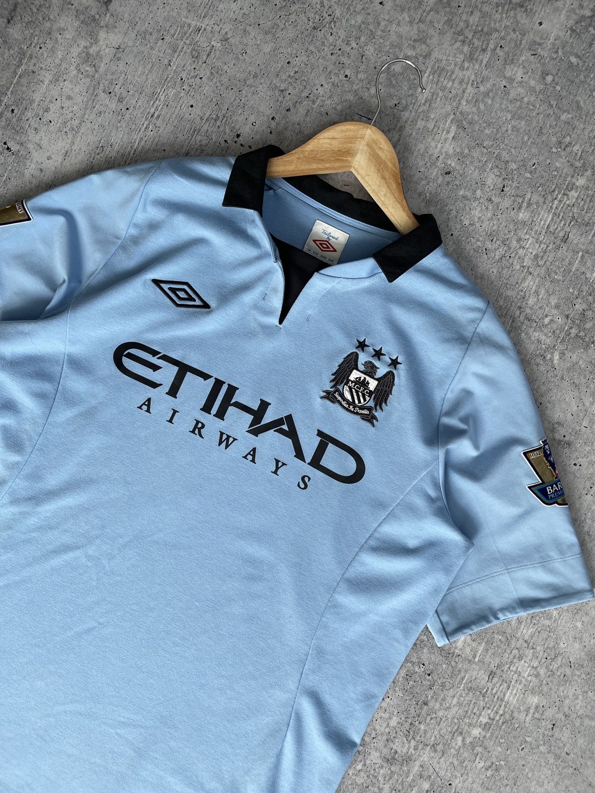 Umbro Umbro De Jong Manchester City 2012/2013 Authentic Jersey Size US M / EU 48-50 / 2 - 6 Thumbnail