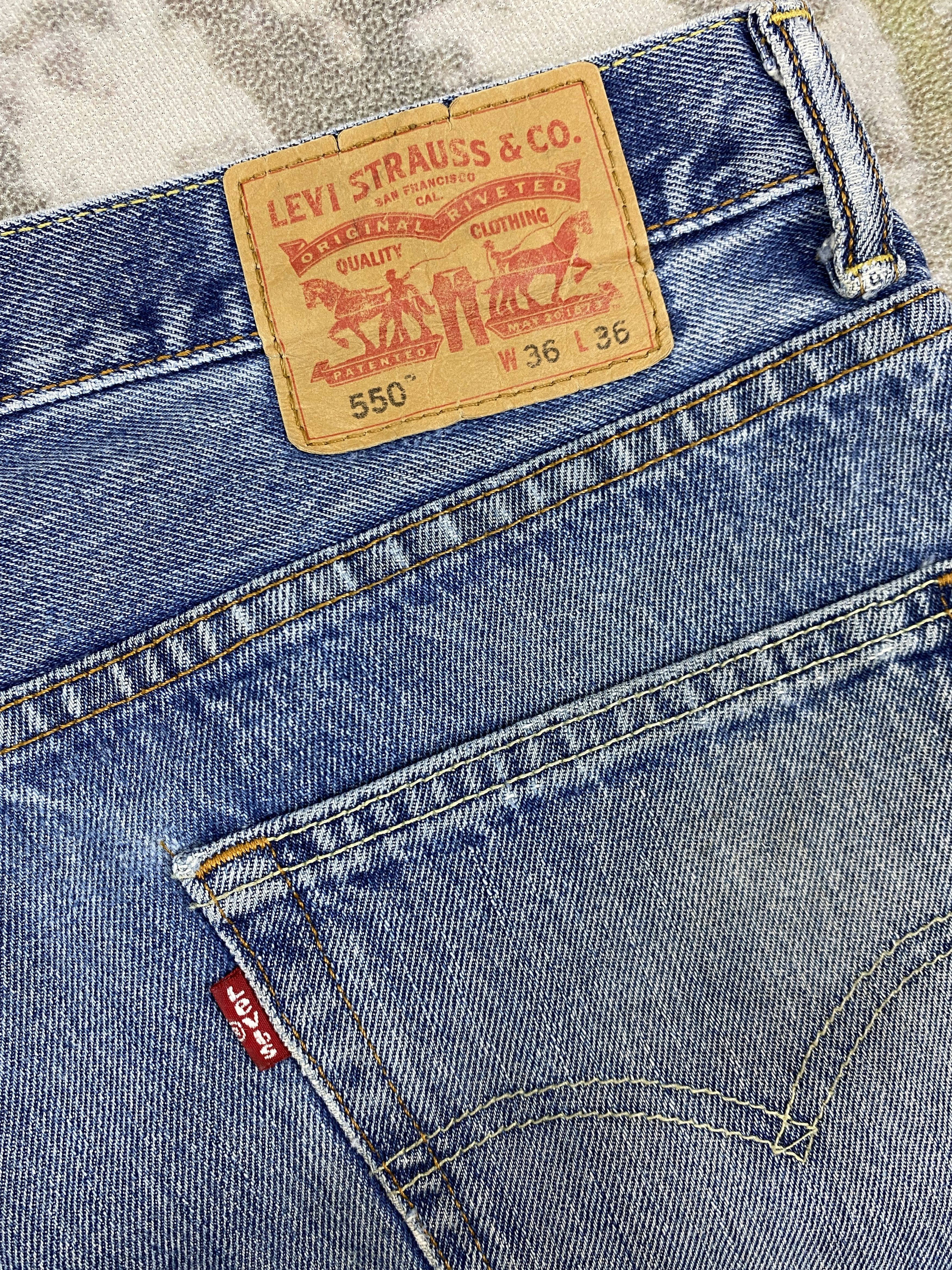 Levi's Blue Vintage Levi's 550 Jeans 36x35 Denim -JN1892 Size US 36 / EU 52 - 12 Thumbnail
