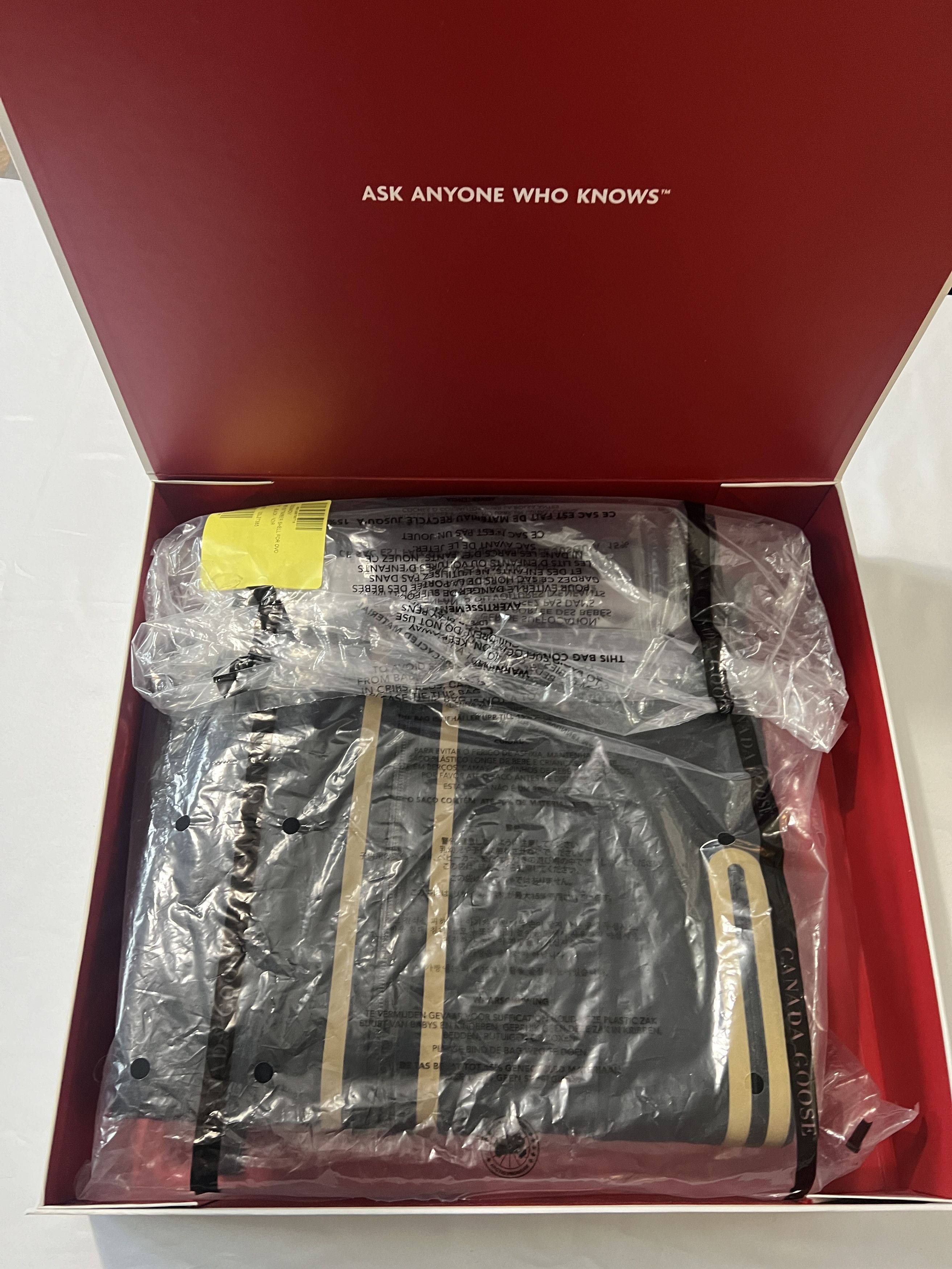 Canada Goose RARE OVO x Canada Goose Timber Shell Jacket Reflective Gold Size US L / EU 52-54 / 3 - 2 Thumbnail