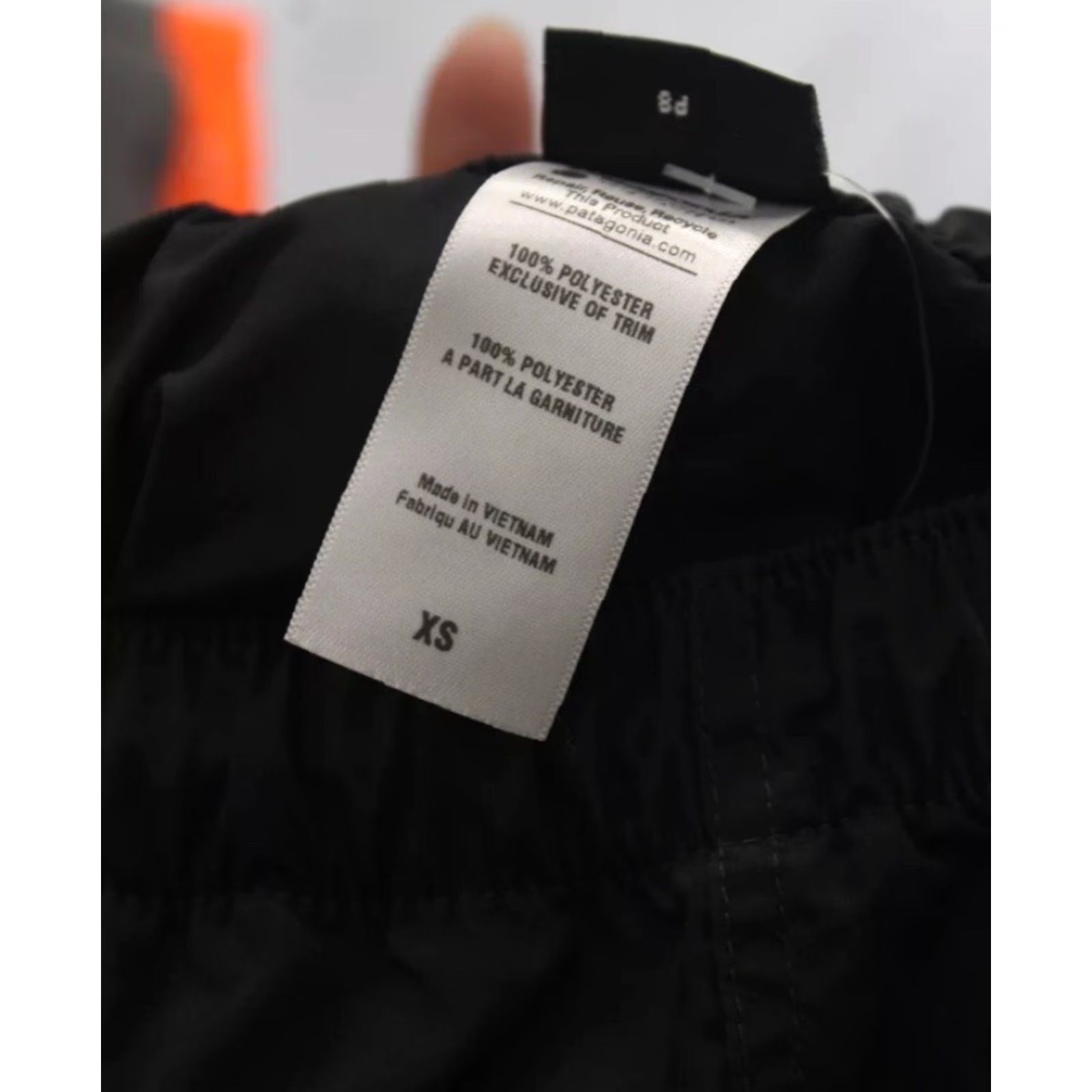 Patagonia Patagonia Black Lightweight Windbreaker Bermuda Shorts Athletic XS Men Size US 27 - 3 Thumbnail