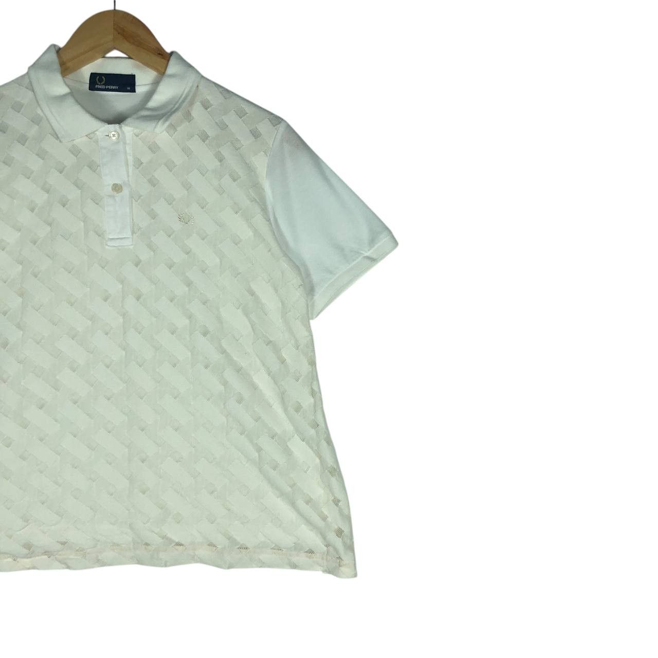 Fred Perry × Vintage Vintage Fred Perry Women T-shirt Size L / US 10 / IT 46 - 4 Thumbnail