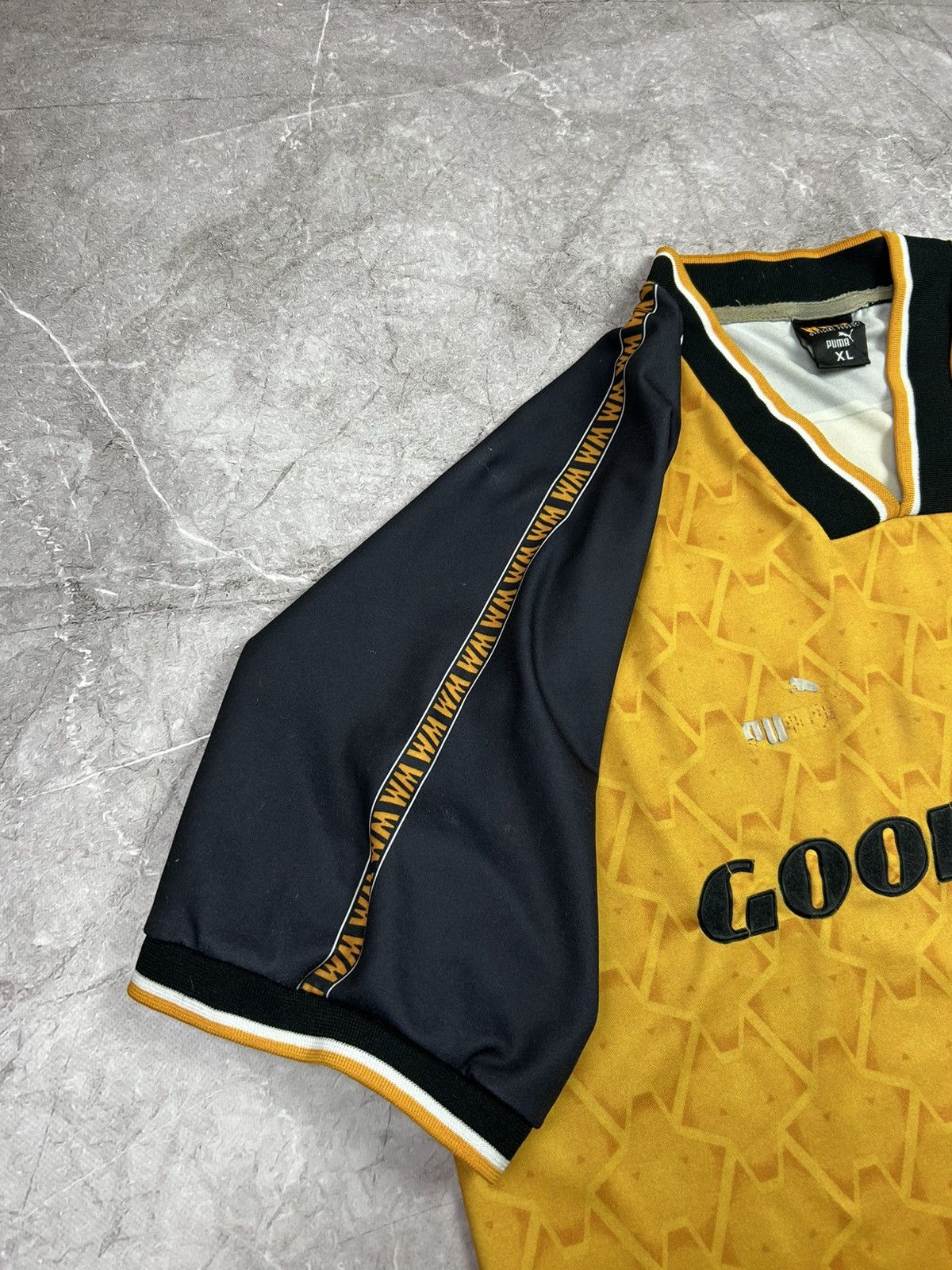 Puma × Vintage Vintage Puma Wolverhampton Wanderers 1996 1997 1998 Jersey Size US XL / EU 56 / 4 - 3 Thumbnail