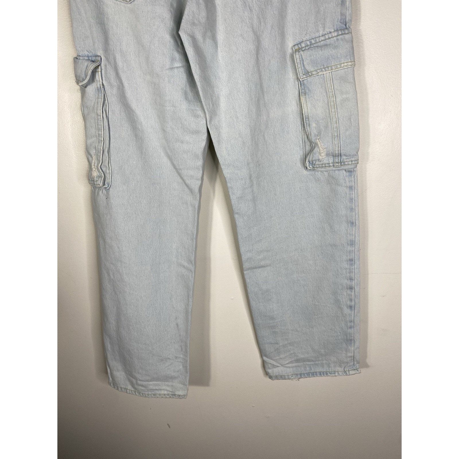 Zara Zara Womens Size 4 Ultra High Rise Wide Leg Cargo Jeans Size 27" / US 4 / IT 40 - 5 Thumbnail