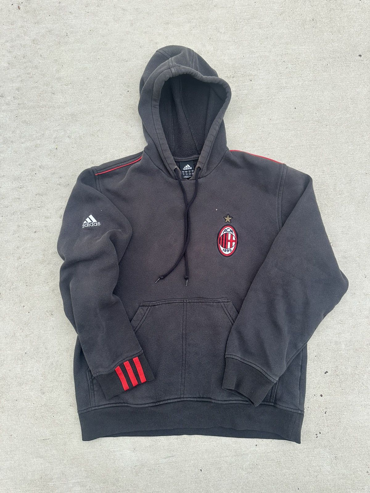 Adidas × Vintage 2000’s A.C. Milan Hoodie adidas Nice Sun fade On hoodie Size US S / EU 44-46 / 1 - 2 Thumbnail