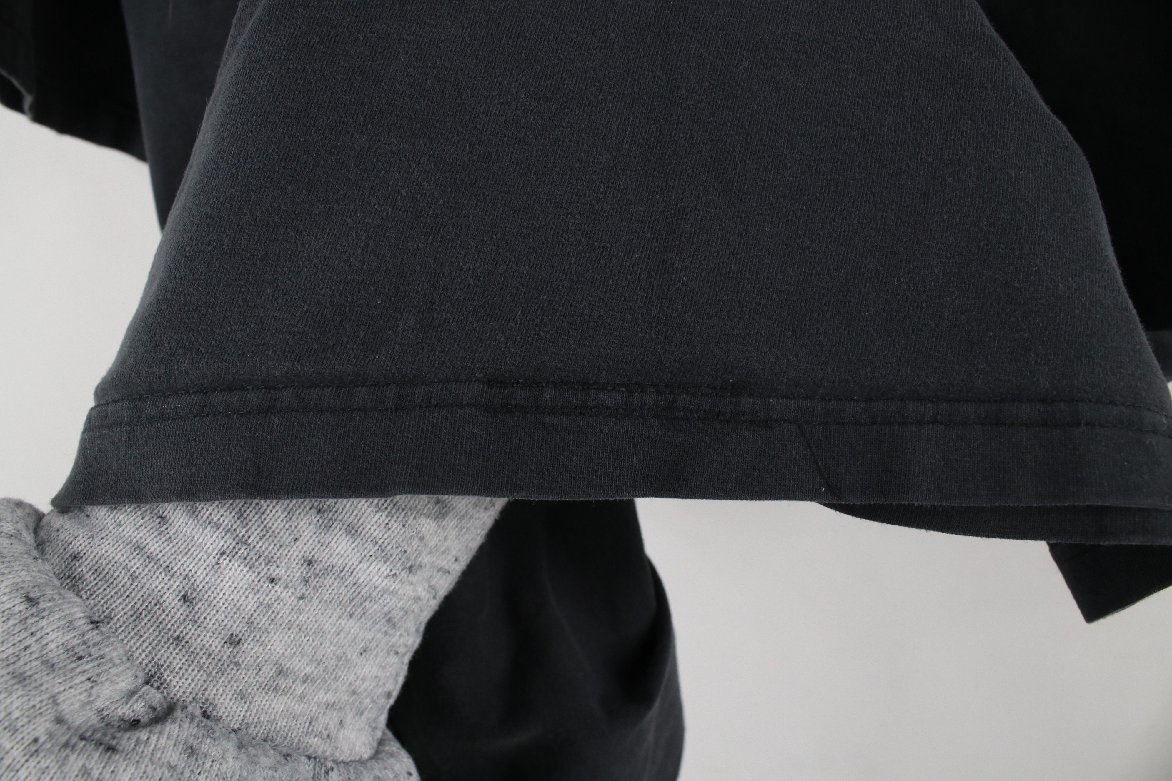 Vintage Vintage 90s Streetwear Blank Heavy Cotton T-Shirt Black Size US L / EU 52-54 / 3 - 11 Thumbnail