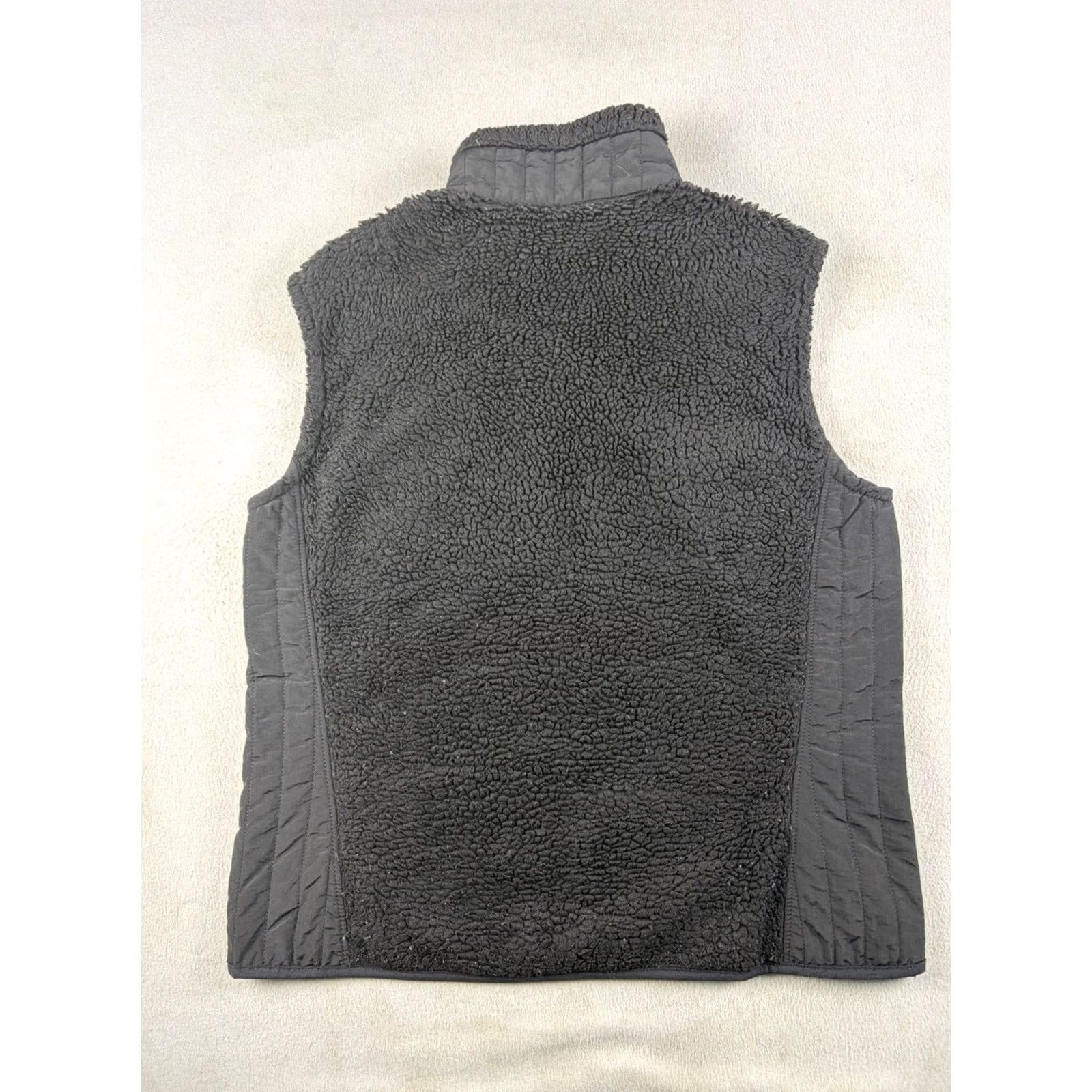 Patagonia Patagonia Deep Pile Vest Women’s XL Black Full Zip Fleece Outdoors Size XL / US 12-14 / IT 48-50 - 6 Thumbnail