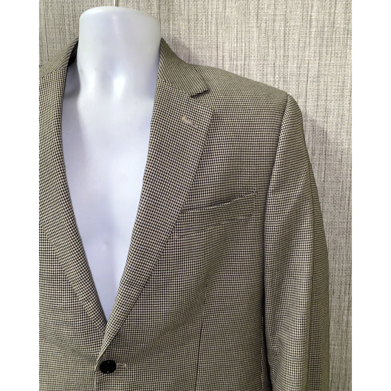 Michael Kors Michael Kors Mens Black/White 2 Button Sport Coat Size 40 Mens Sport Coat Regular Black White 2 Button Georgia? (Oops) Size US XXS / EU 40 - 2 Thumbnail