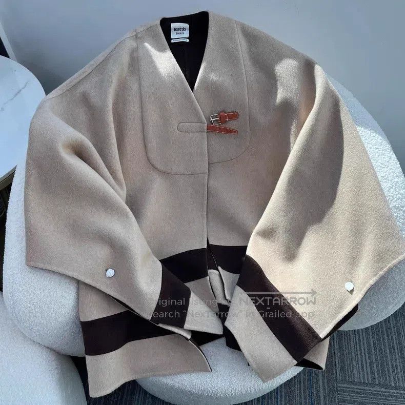 Hermes Hermes Khaki Colorblock Camel Hair Cape Coat Size XXS / US 00 / IT 34 - 2 Thumbnail