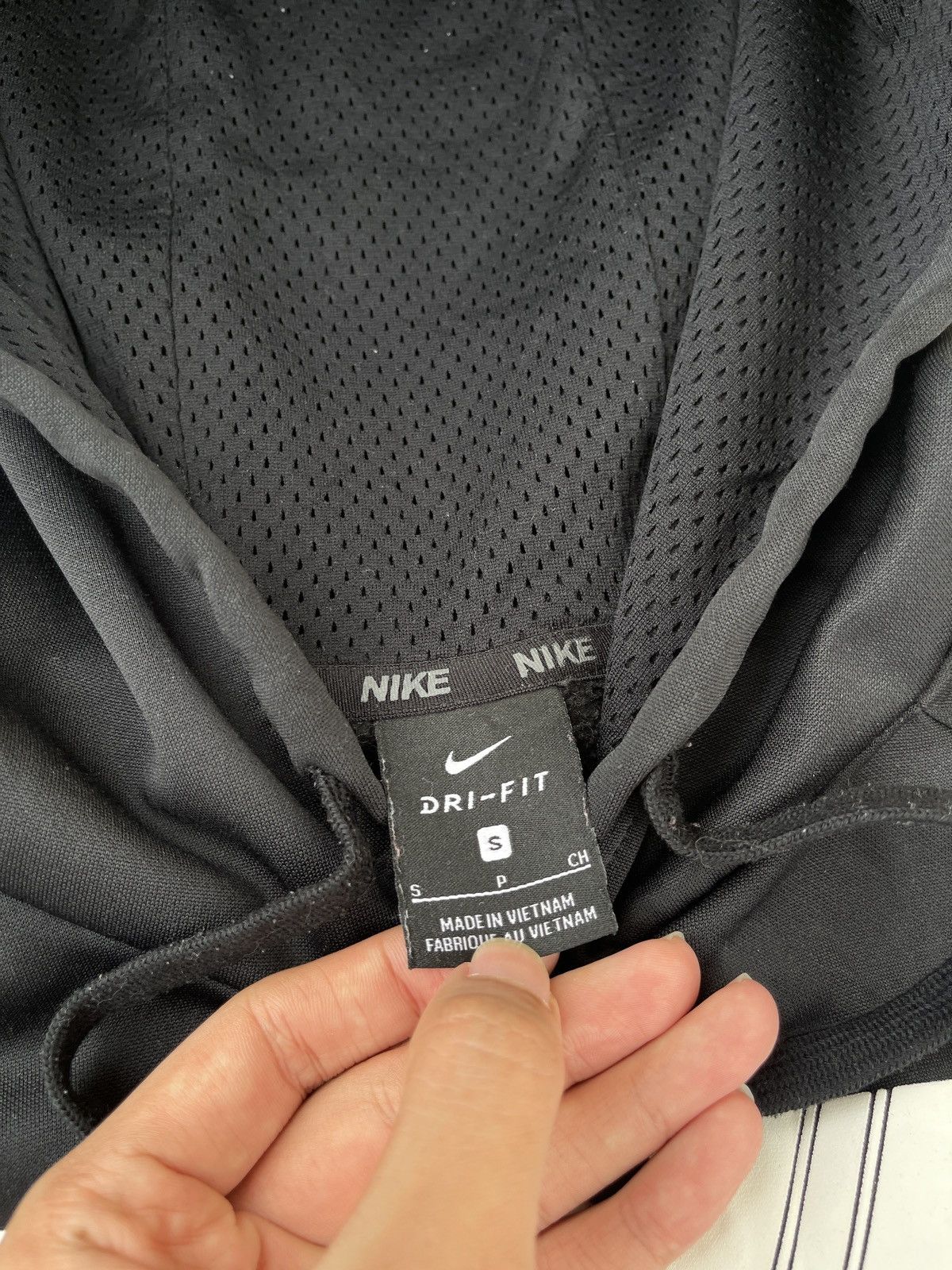 Nike × Vintage Nike DriFit Performance Athletic Pullover Graphic Hoodie Size US M / EU 48-50 / 2 - 9 Thumbnail