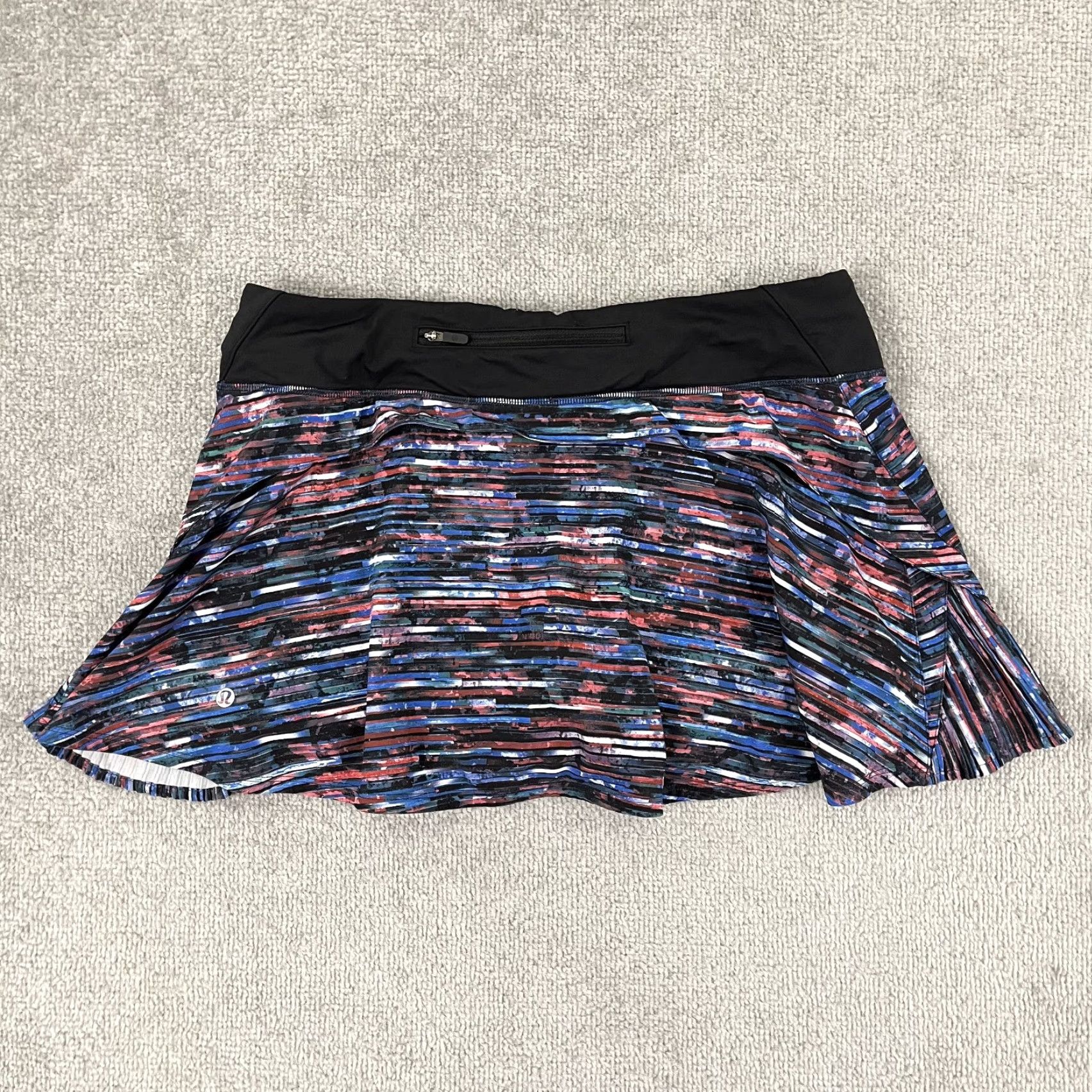 Lululemon Lululemon Play Off The Pleats Skirt Skort Women Size 10/12 Hinshu Alpine Running Multicolor Geometric Pattern Athletic Activewear Casual Womens Size 32" / US 10 / IT 46 - 2 Thumbnail