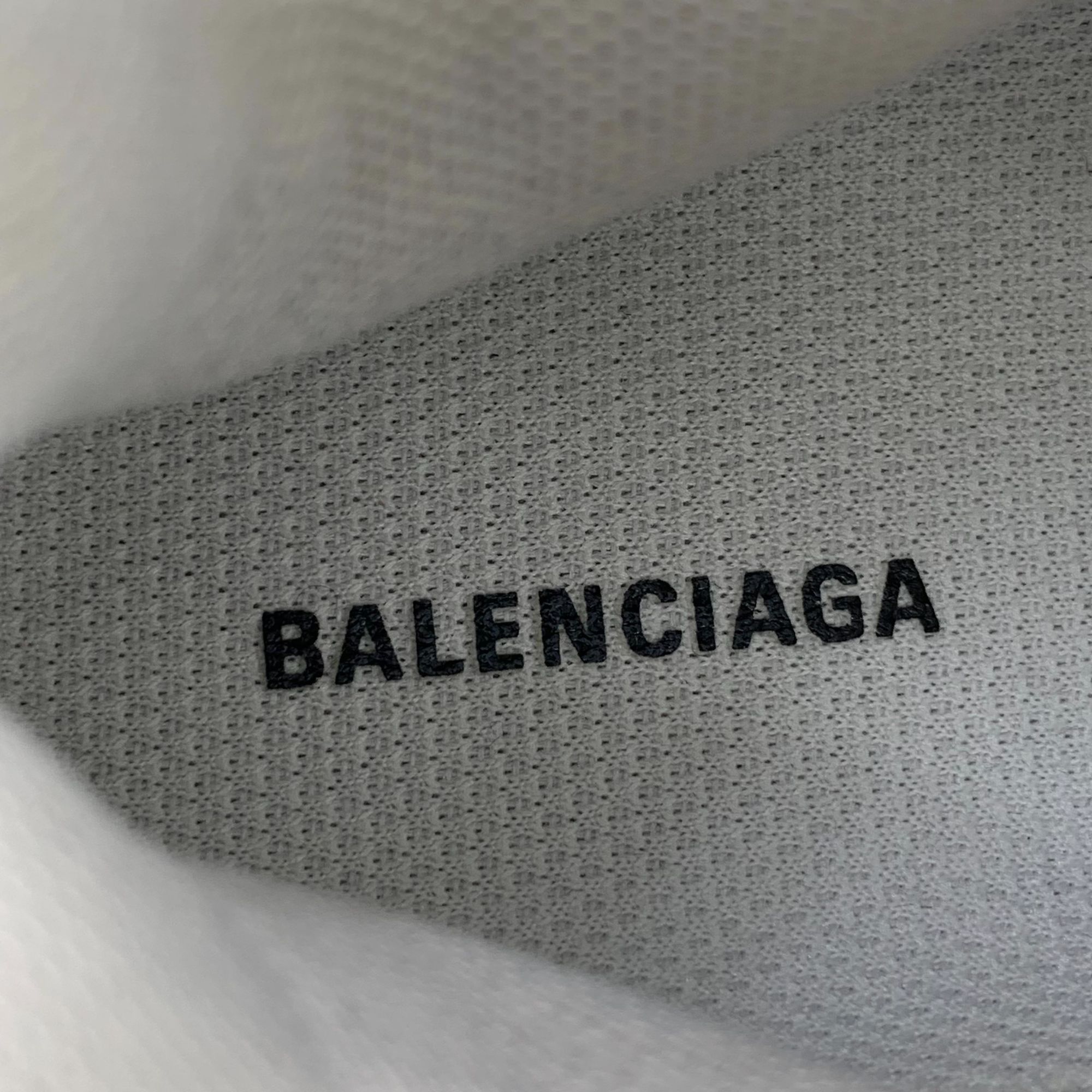 Balenciaga Balenciaga Triple S Womens Sneakers Size 34 Beige Lace-Up Me Size US 4 / IT 34 - 2 Thumbnail