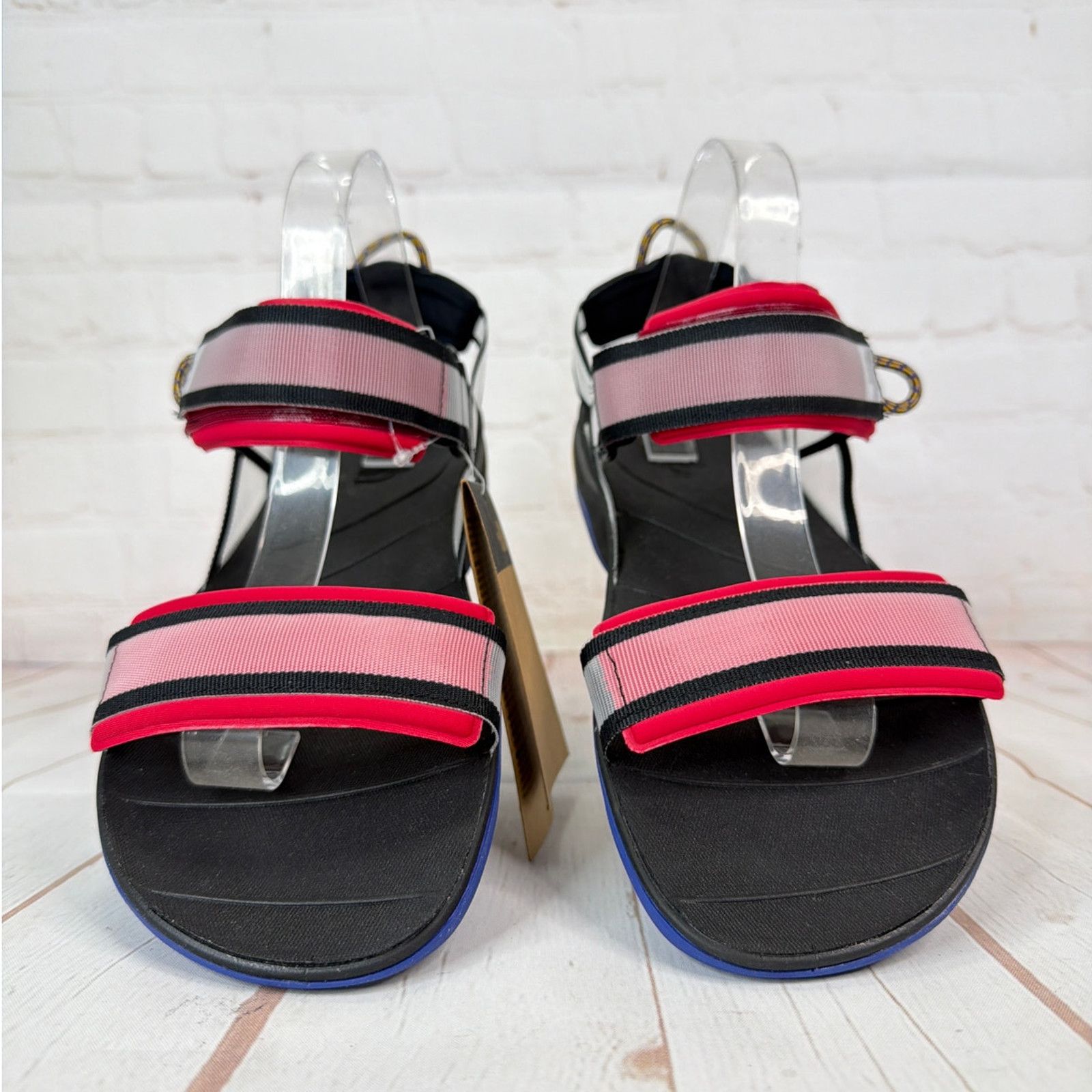 The North Face The North Face Red Black Skeena Sport Sandals Mens Size 11 Size US 11 / EU 44 - 5 Thumbnail