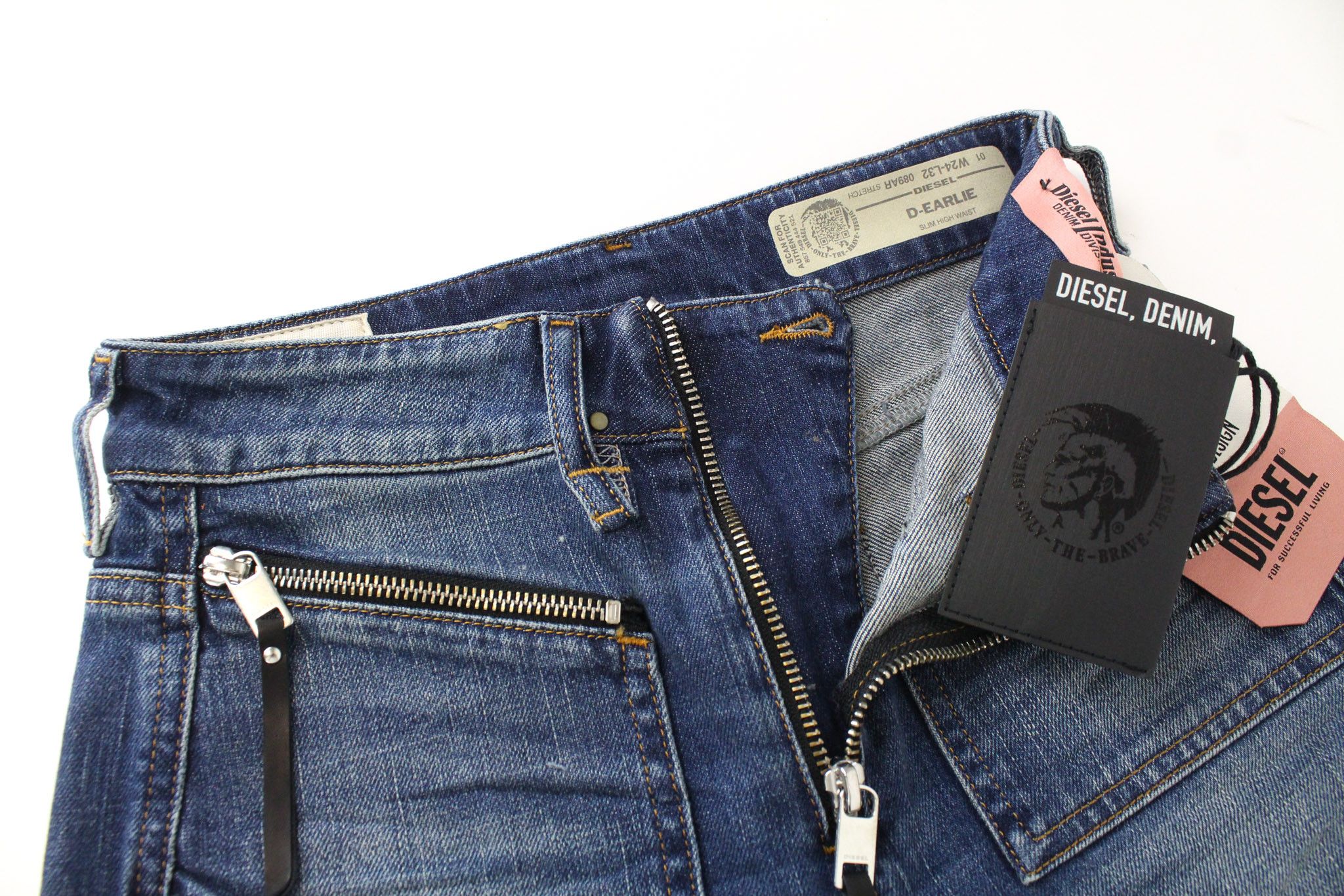 Diesel D-EARLIE 089AR W24/L32 Girls Blue Stretch Jeans 69984 Size 24" / US 00 / IT 34 - 3 Thumbnail