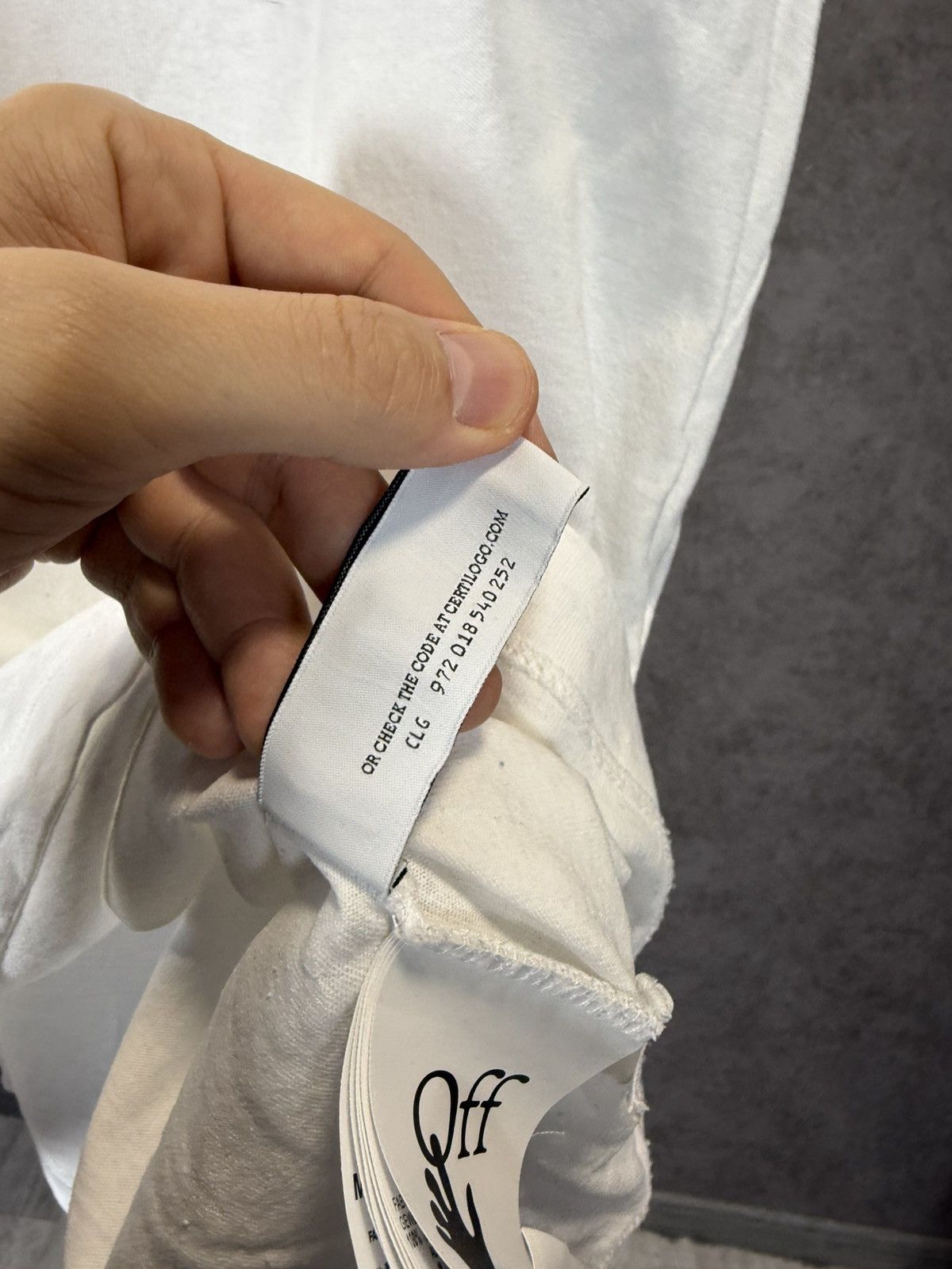 Off-White Off-white designer big logo tee Size US M / EU 48-50 / 2 - 7 Thumbnail