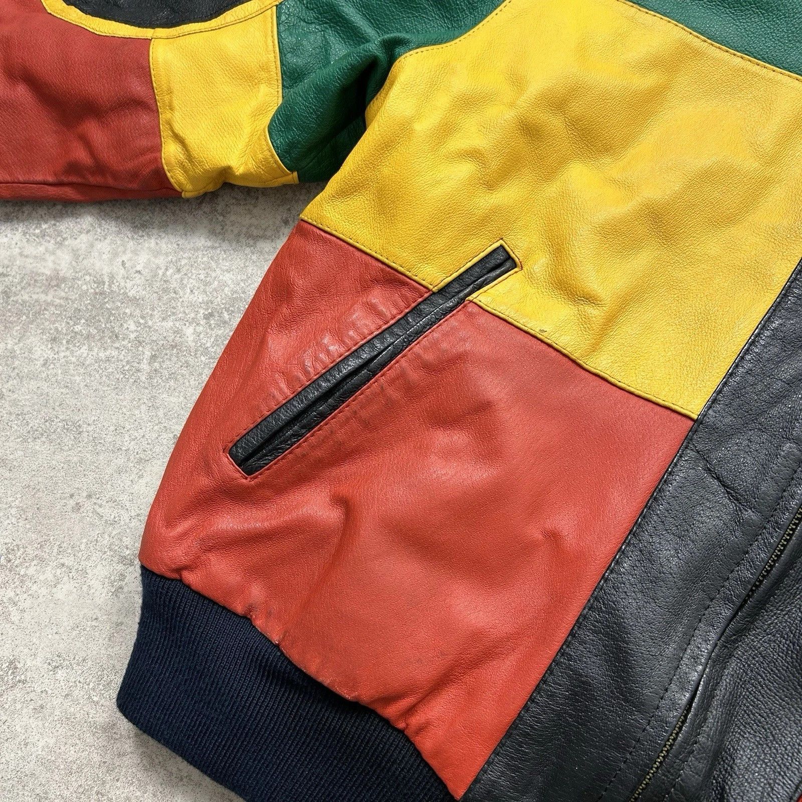 Vintage VTG MICHAEL HOBAN RASTA ZION LEATHER BOMBER JACKET SIZE M Size US M / EU 48-50 / 2 - 10 Thumbnail